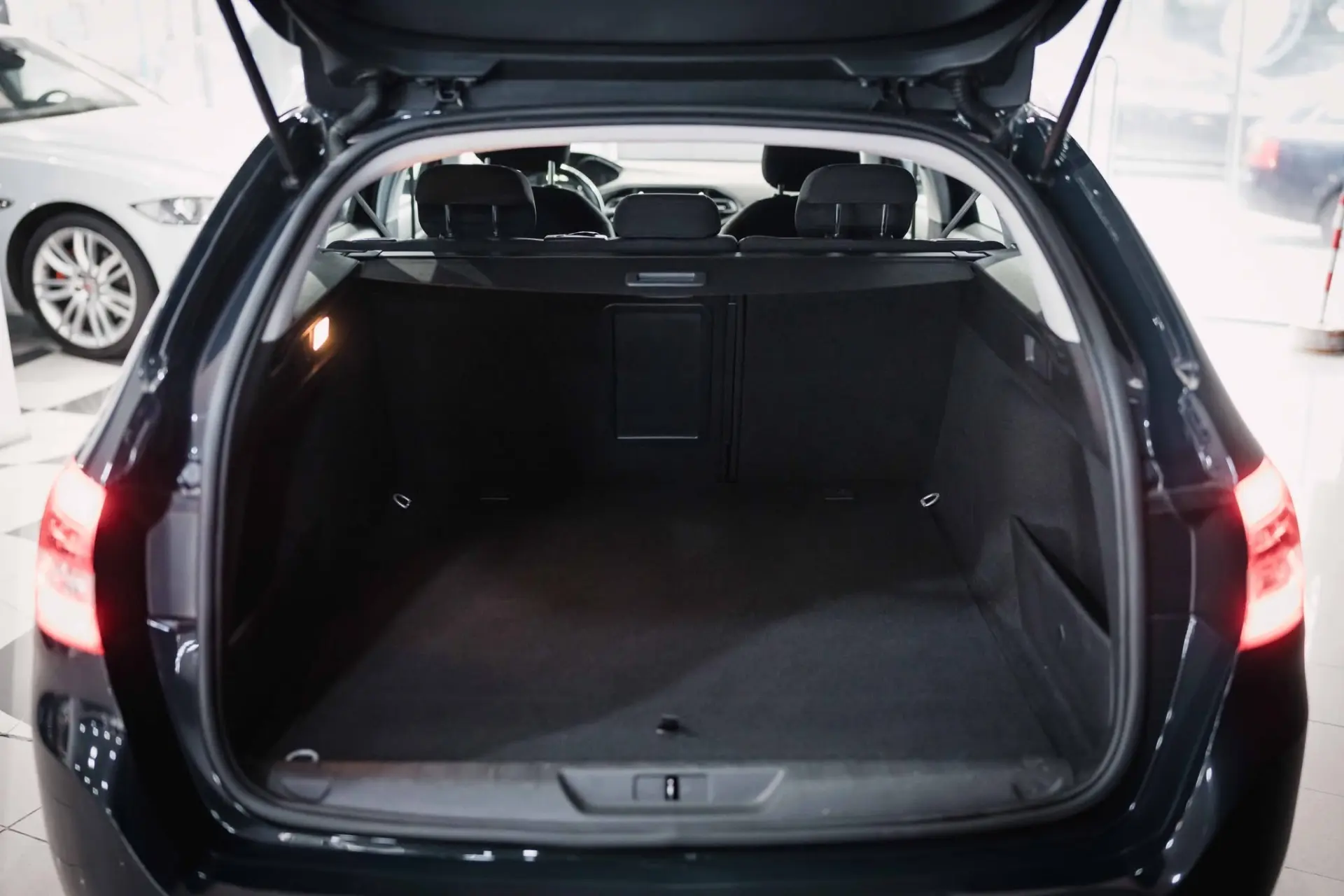 Peugeot 308 SW BlueHDi Style 15