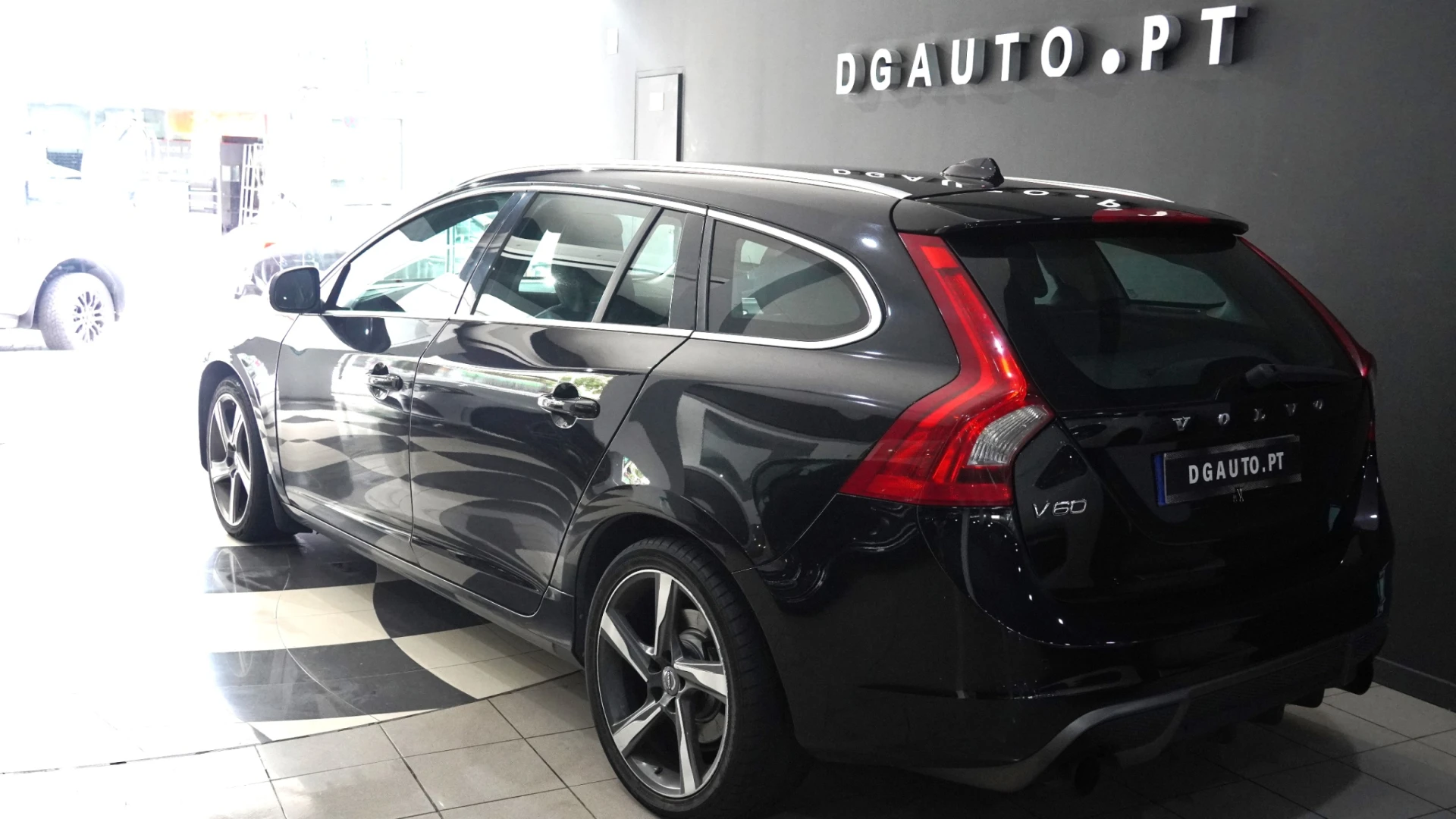 Volvo V60 1.6 D2 Drive R-Design Start/Stop 48