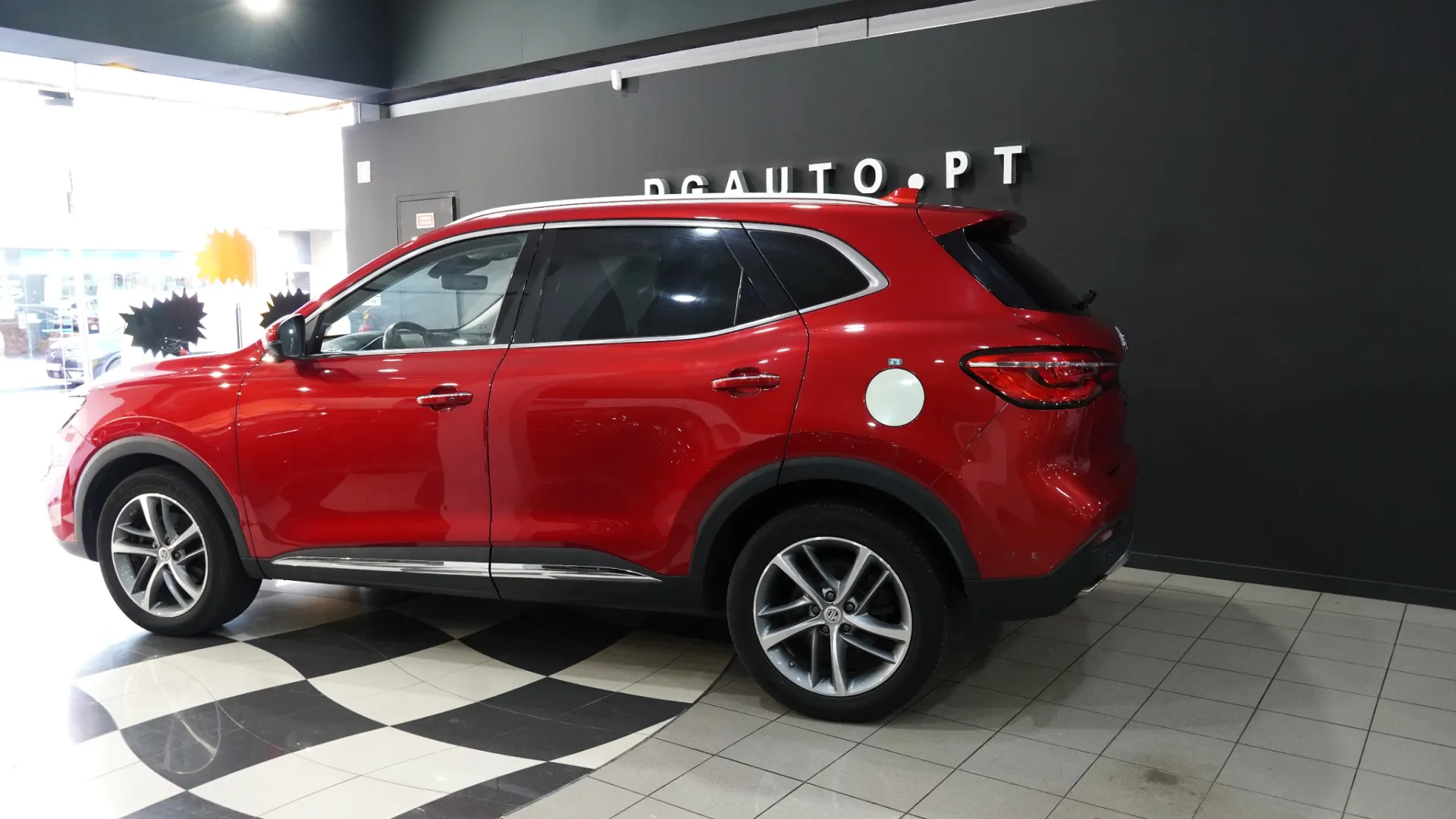 MG EHS 1.5 T-GDI Plug-in Hybrid Luxury 12