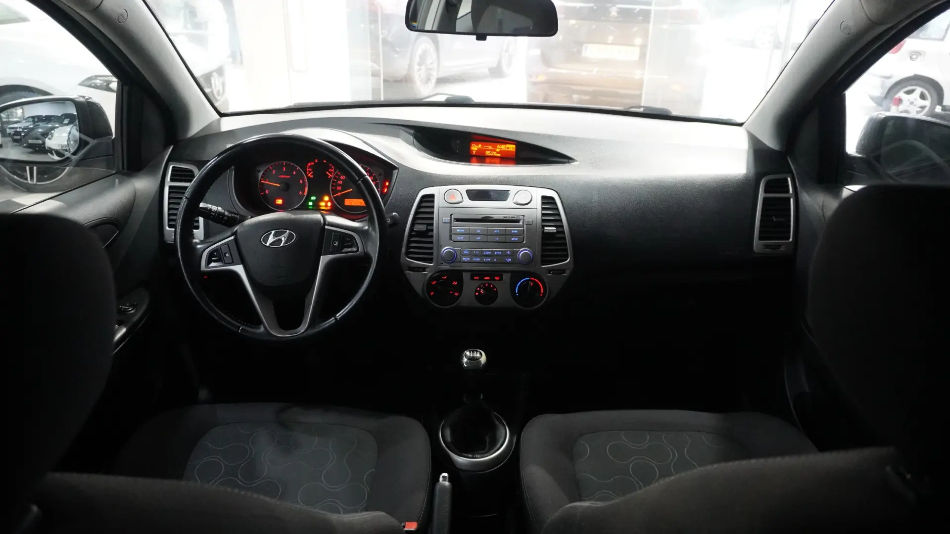 Hyundai i20 1.4 CRDI Comfort 13