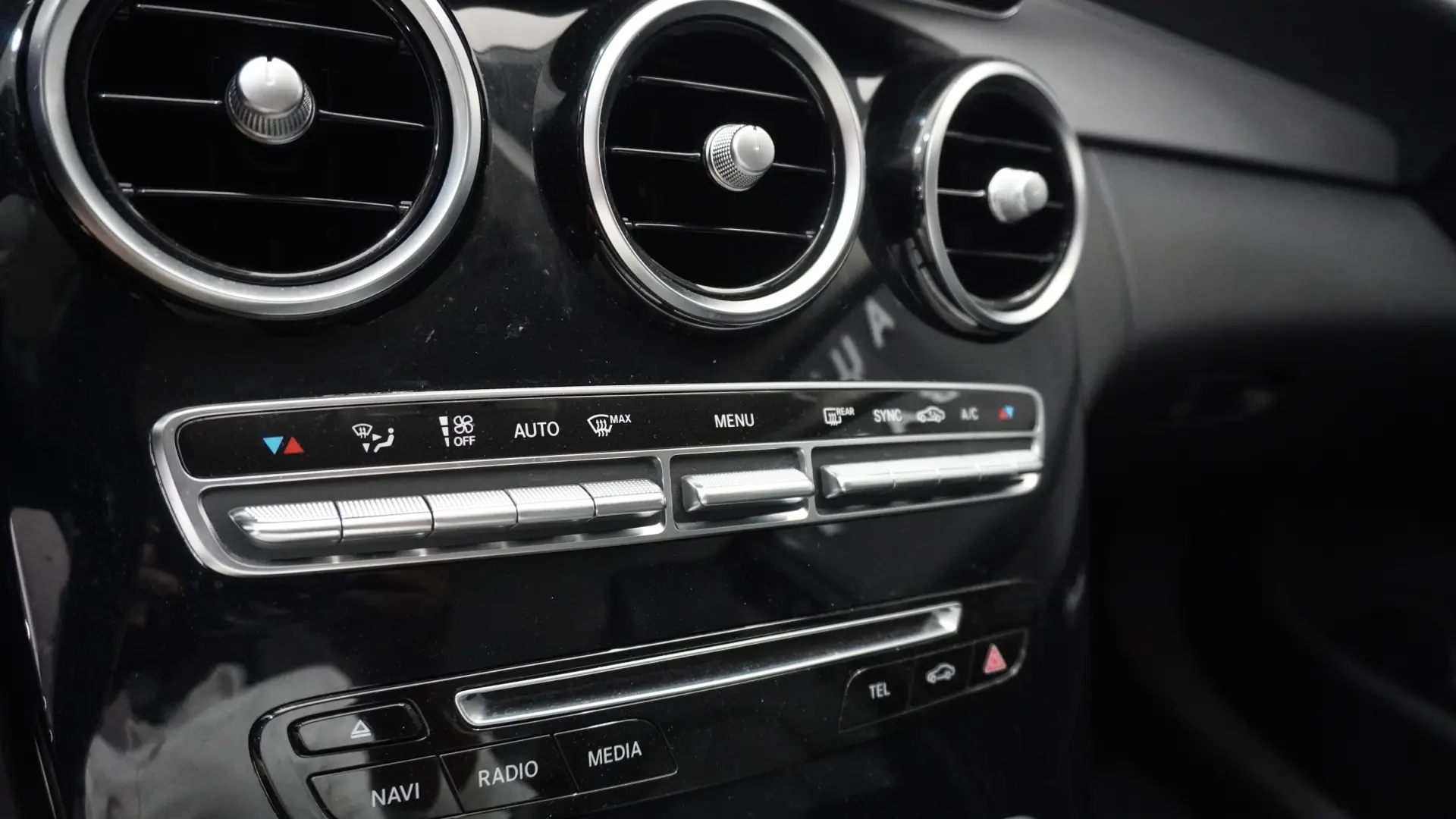 Mercedes-Benz C 180 (BlueTEC) d Station 7G-TRONIC Avantgarde 36