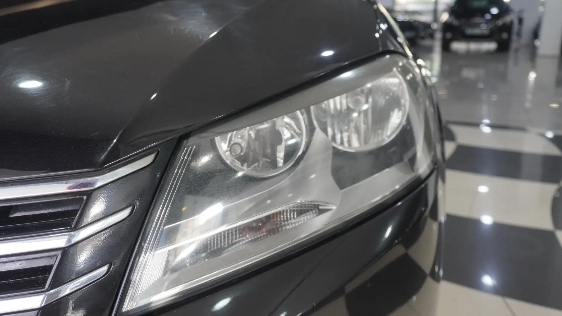 Volkswagen Passat 1.6 TDI Confortline 4