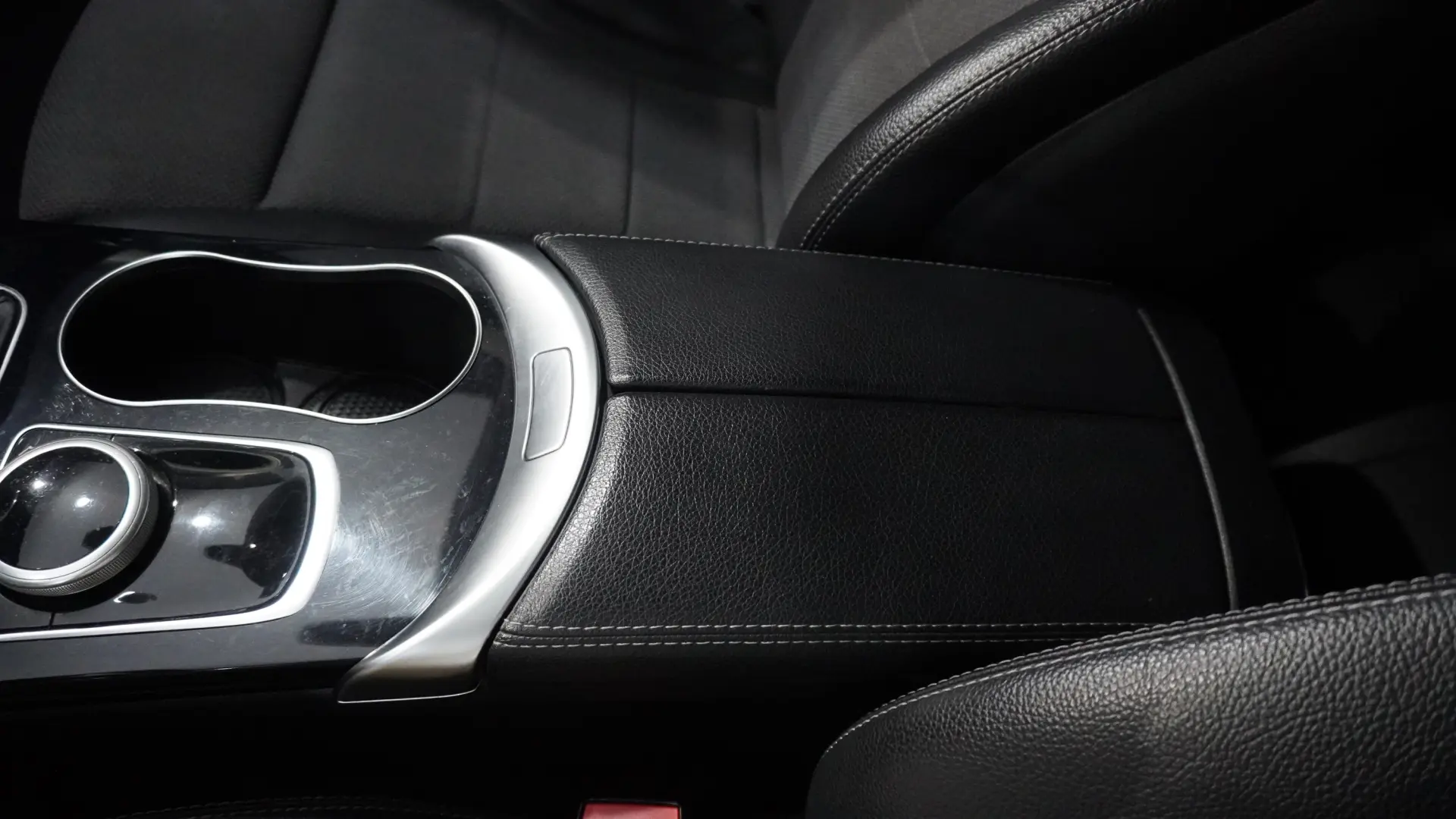 Mercedes-Benz C 200 37