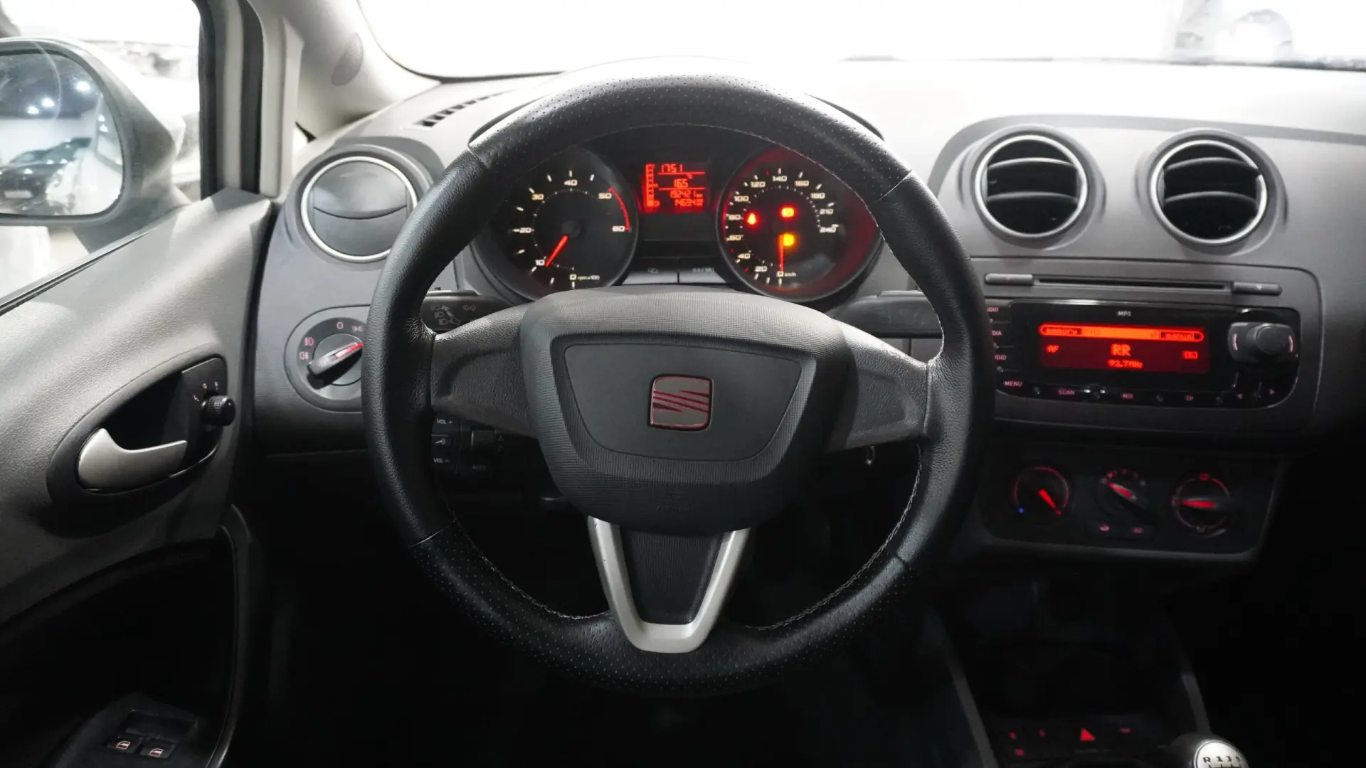 SEAT Ibiza ST 1.2 TDI Style 13