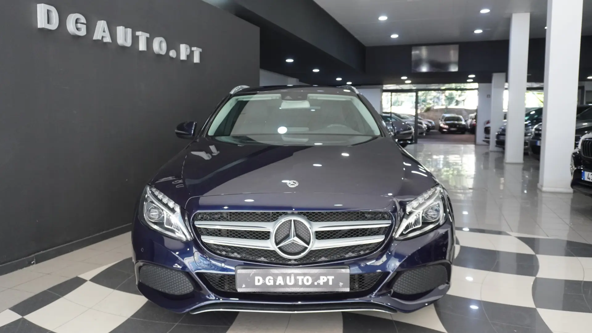 Mercedes-Benz C 180 (BlueTEC) d Station 7G-TRONIC Avantgarde 2