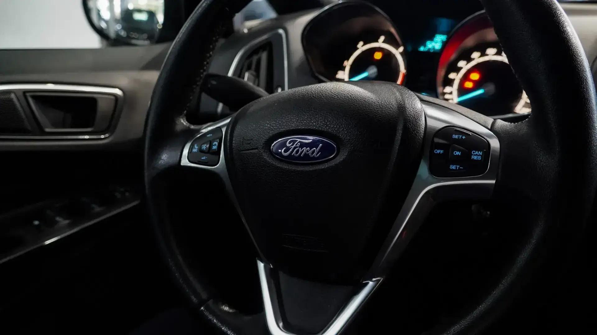 Ford B-Max 1.5 TDCi Titanium 25