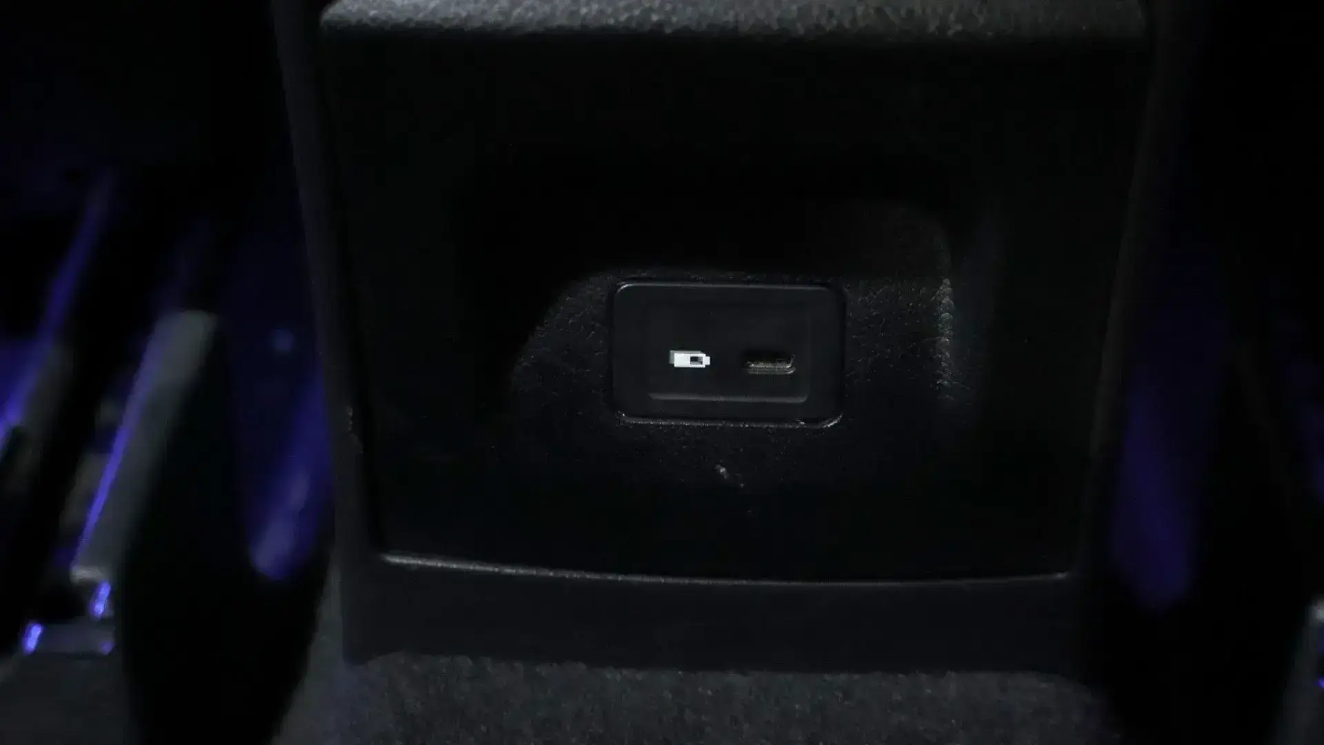 Mercedes-Benz GLA 200 d Progressive 51