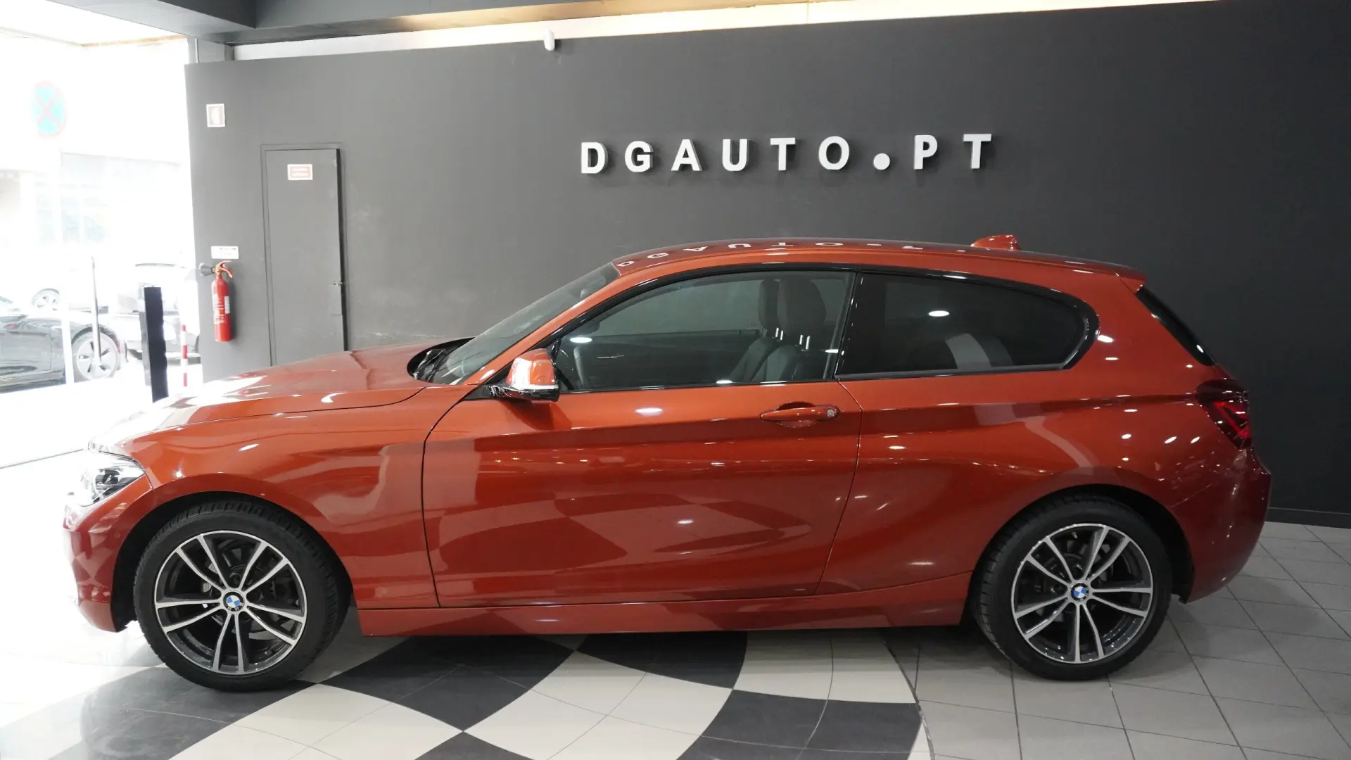 BMW 118 i Line Sport Auto 5