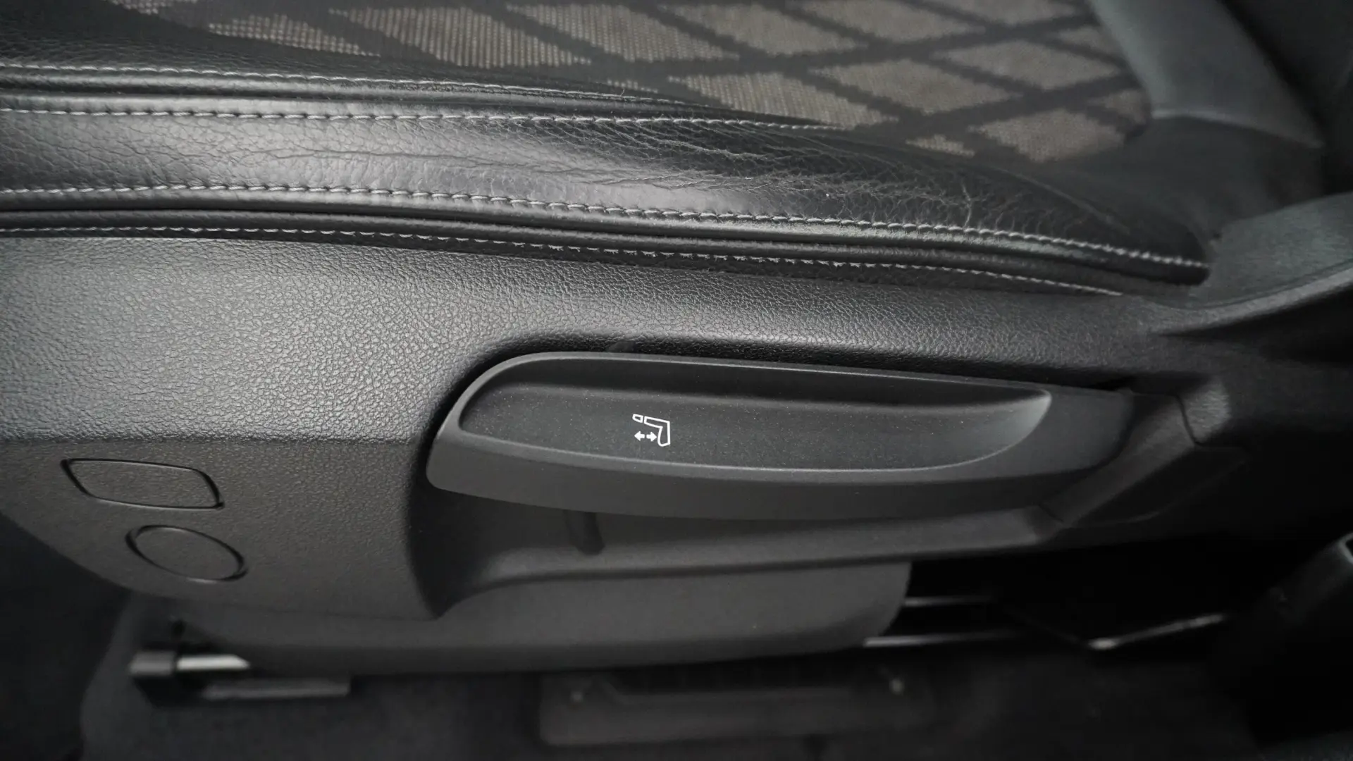 BMW X1 16 d sDrive 15