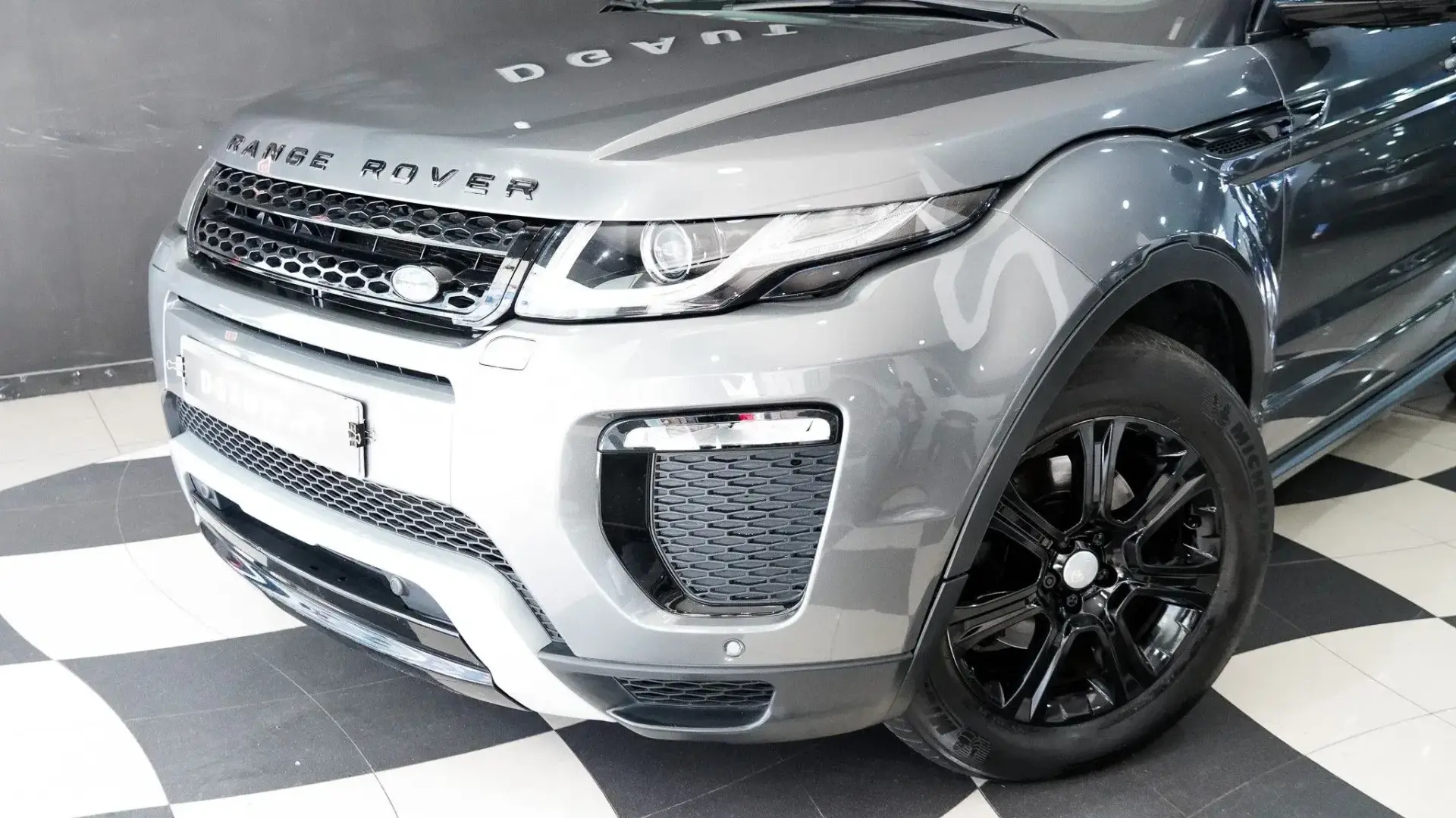 Land Rover Range Rover Evoque 5