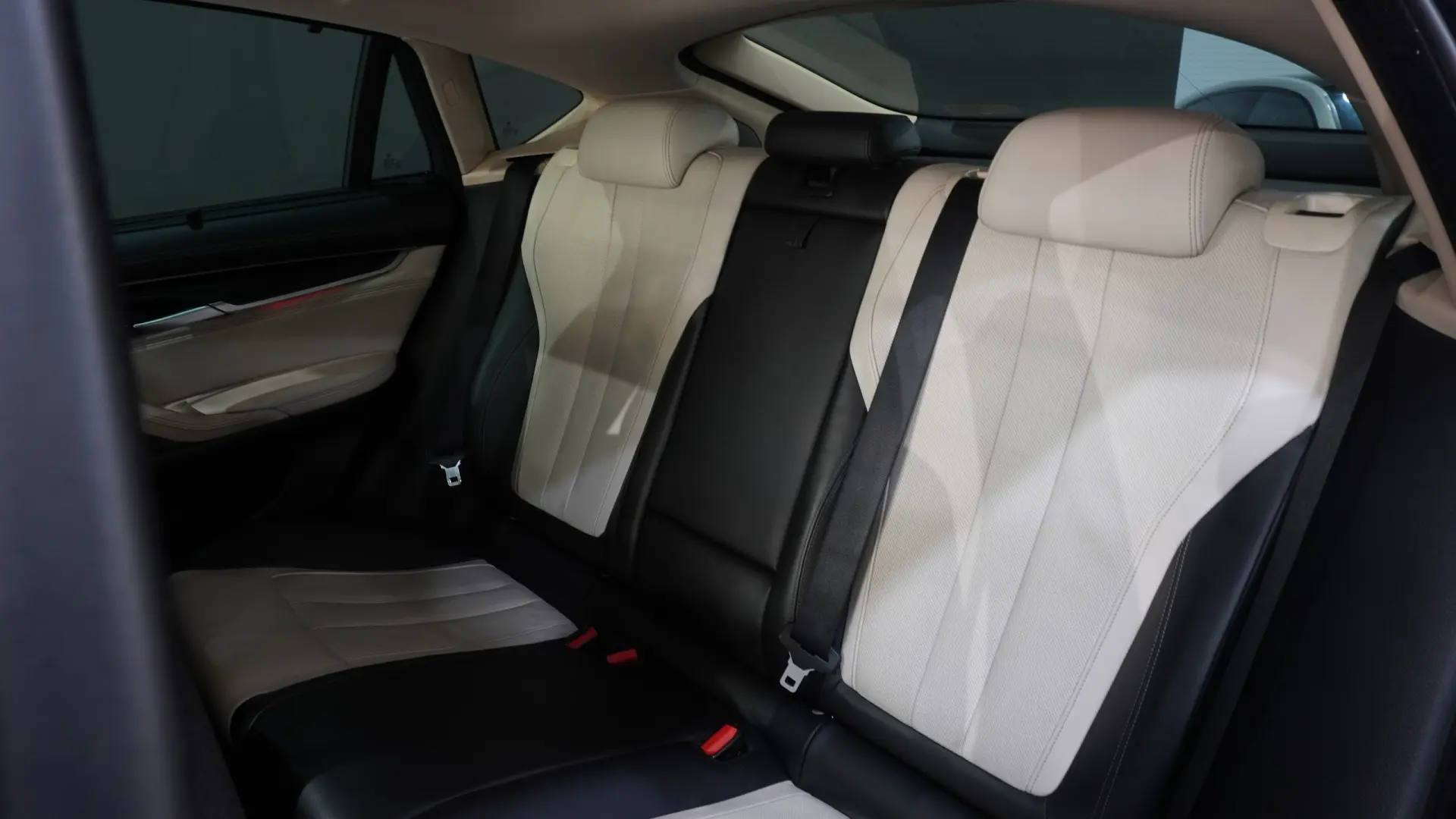 BMW X6 40 d xDrive 15