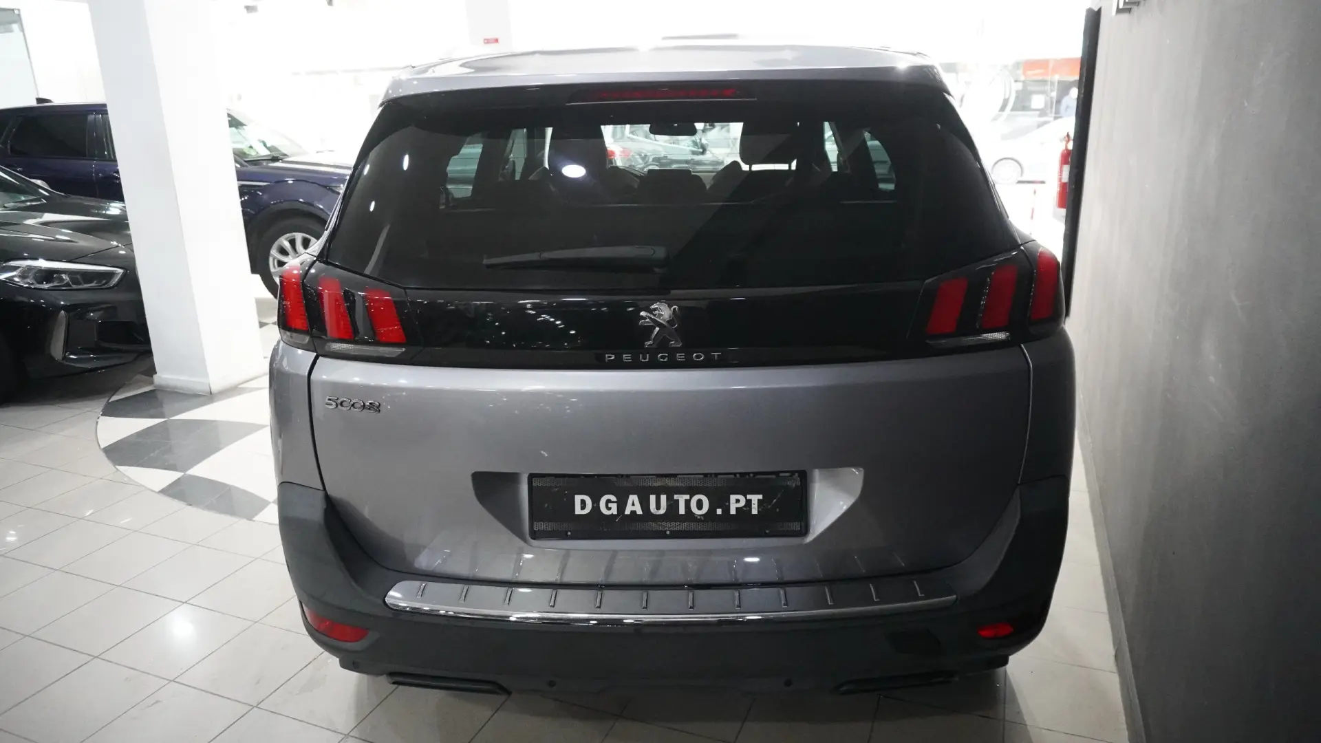 Peugeot 5008 1.2 PureTech Allure Pack 9