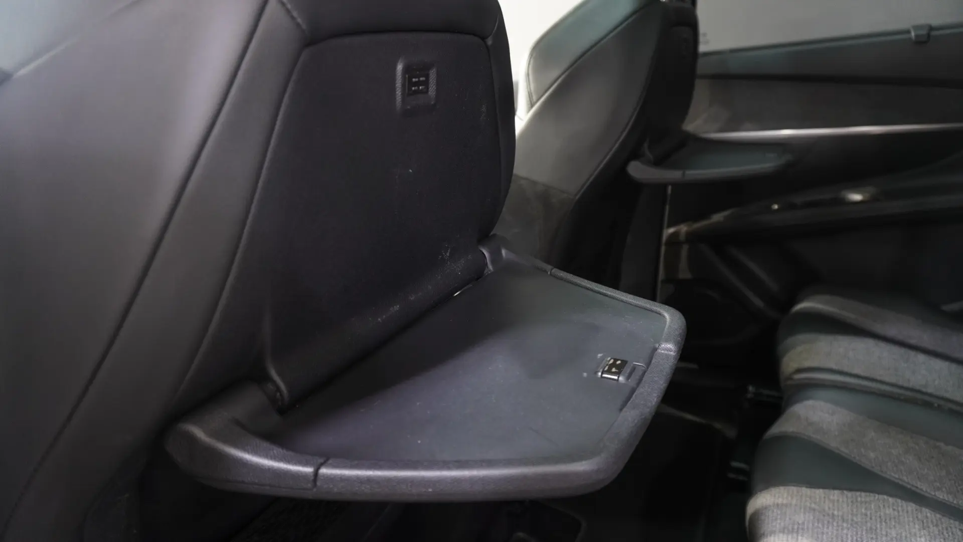 Peugeot 5008 1.2 PureTech Allure Pack 16