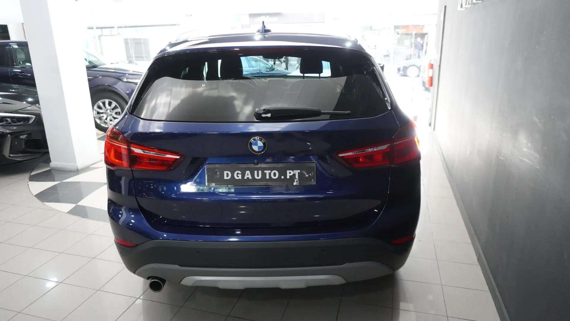 BMW X1 16 d sDrive 8