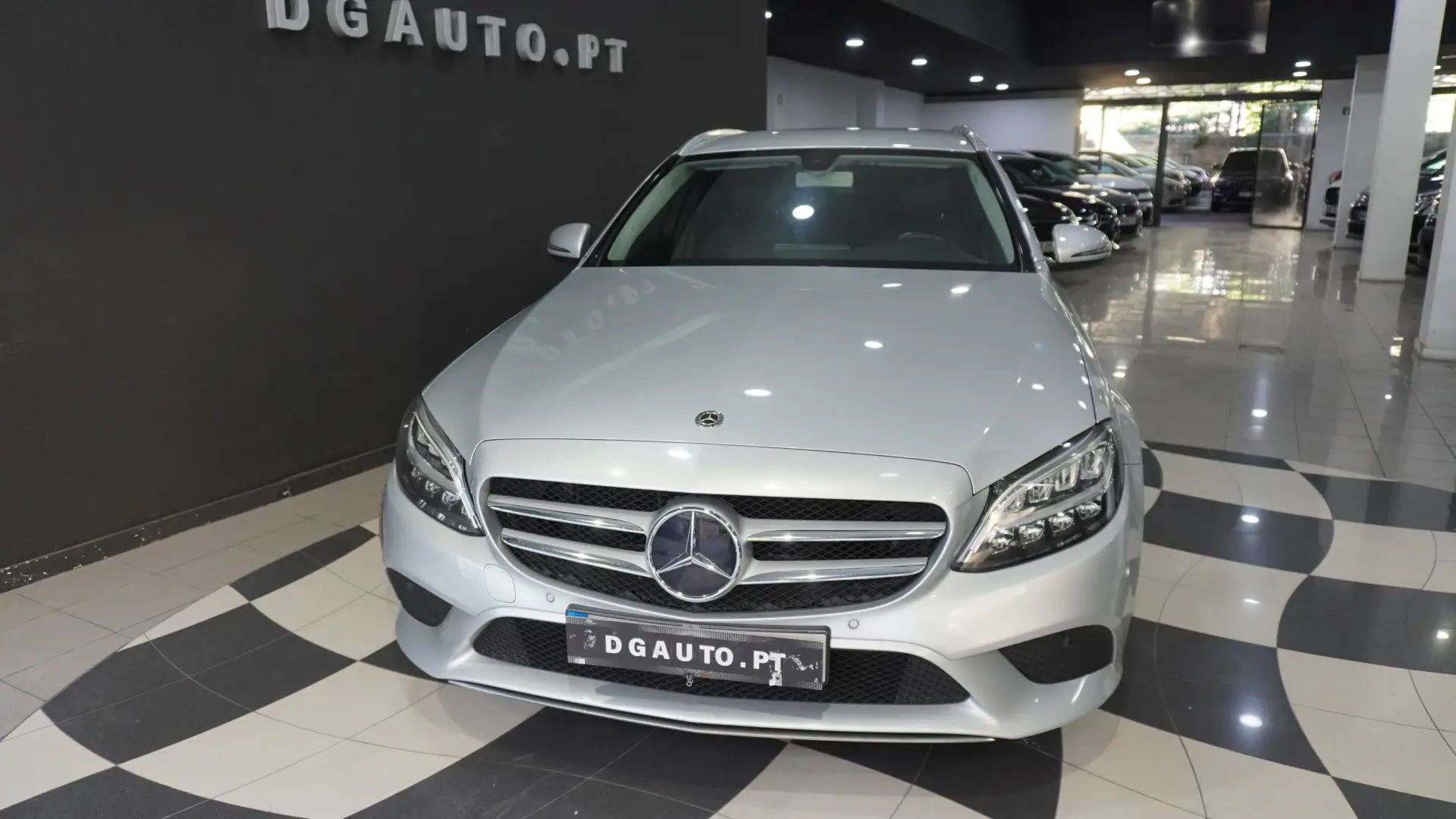 Mercedes-Benz C 200 4