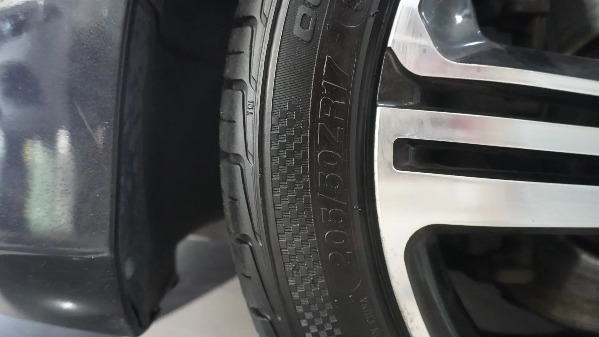 Volkswagen Passat 1.6 TDI Confortline 8