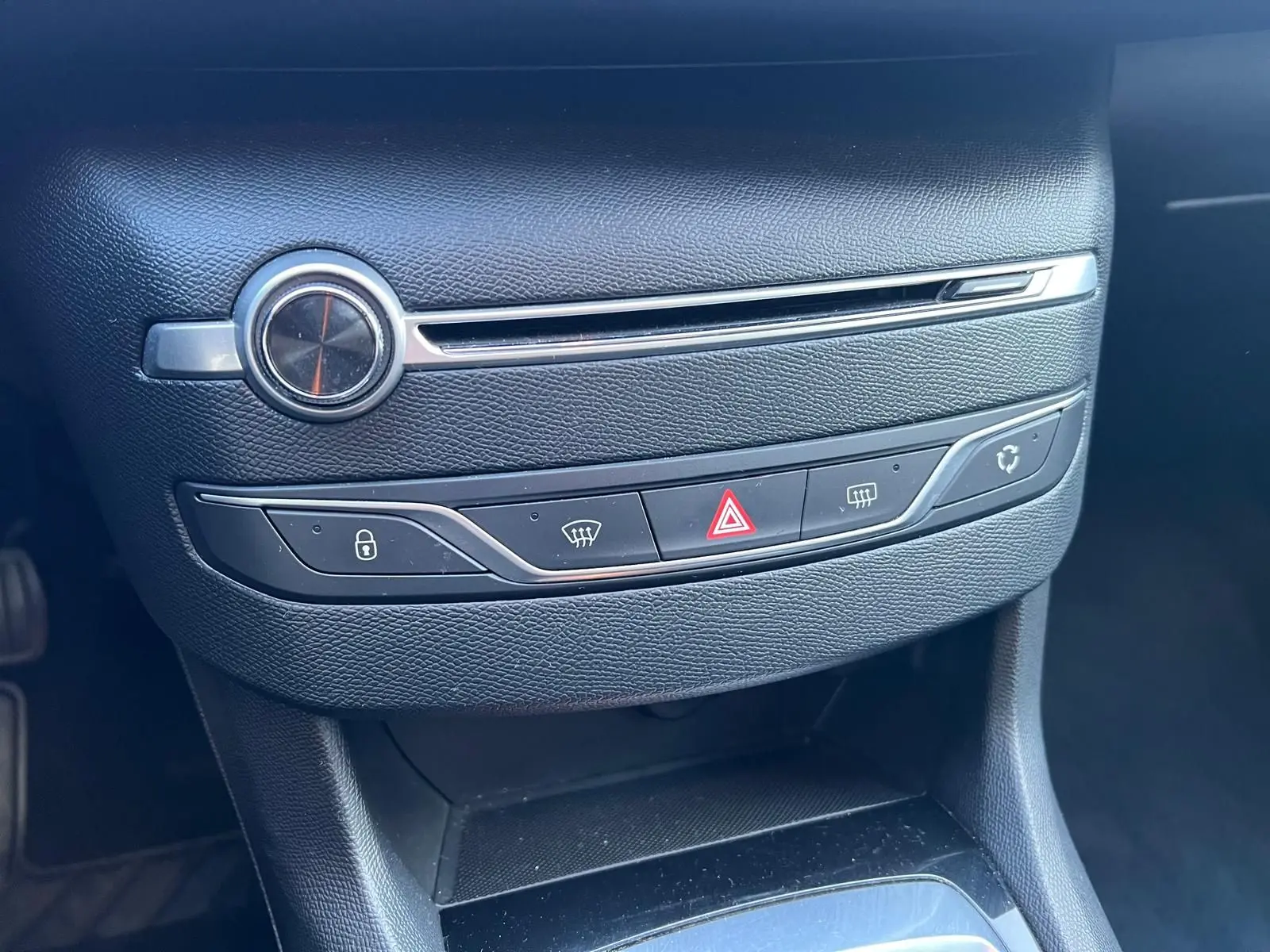 Peugeot 308 SW 1.2 PureTech Access 8