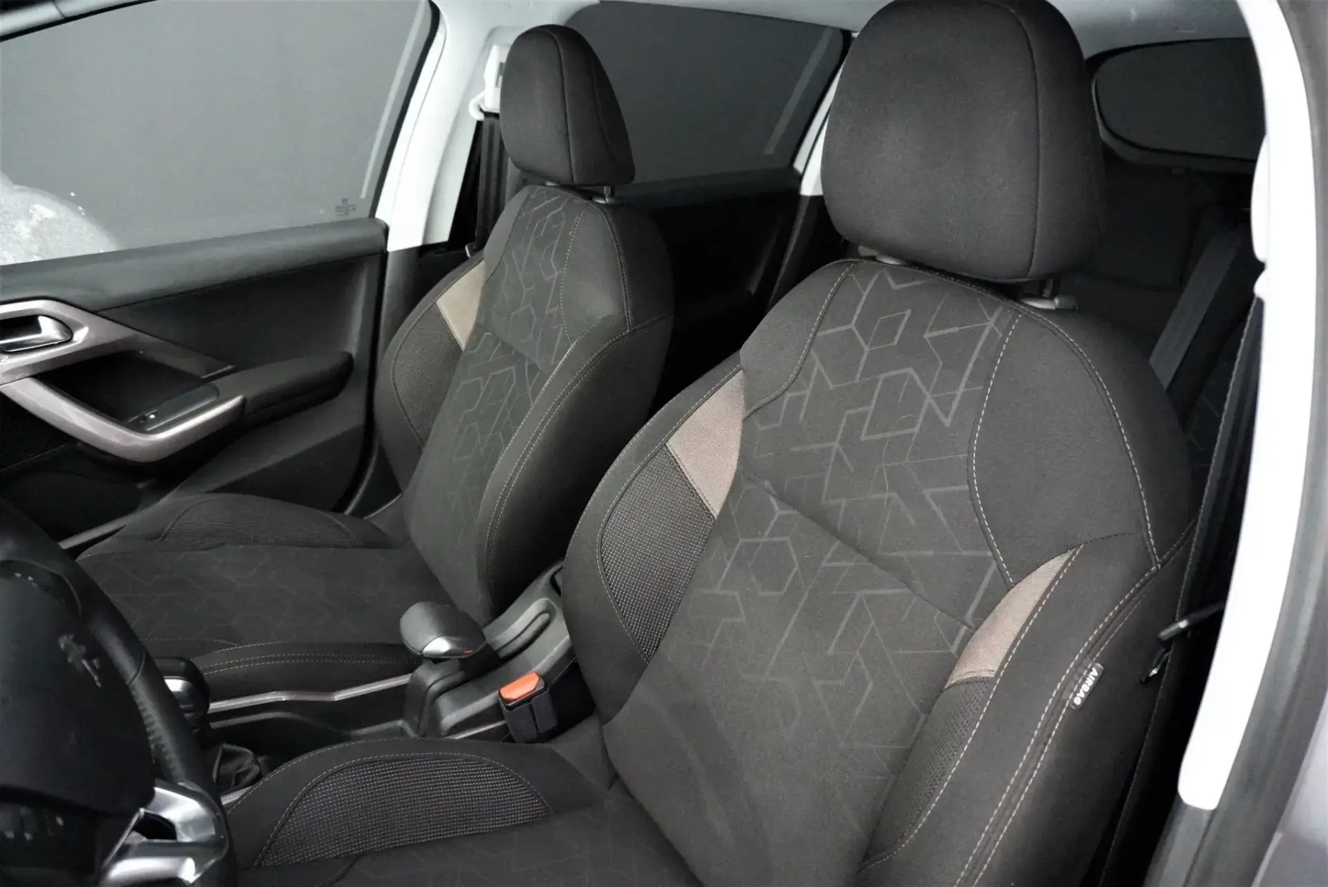 Peugeot 2008 28
