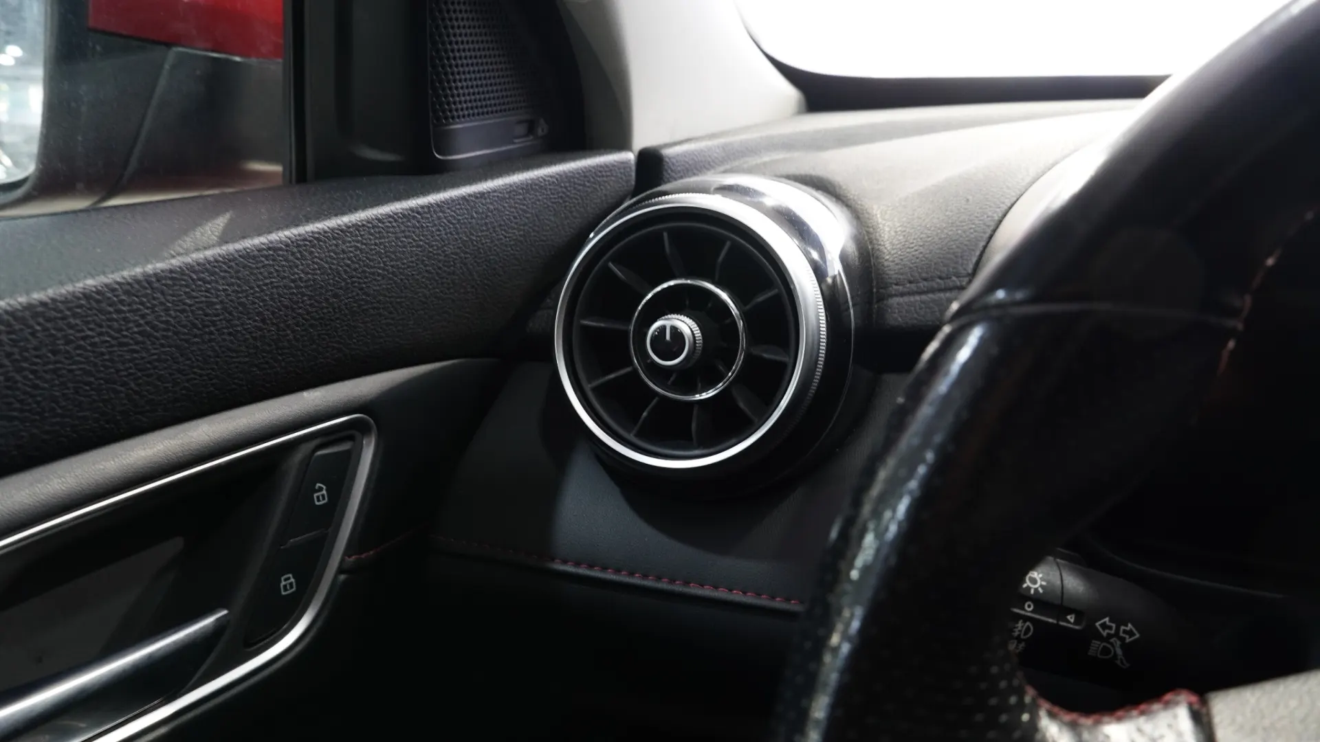 MG EHS 1.5 T-GDI Plug-in Hybrid Luxury 19