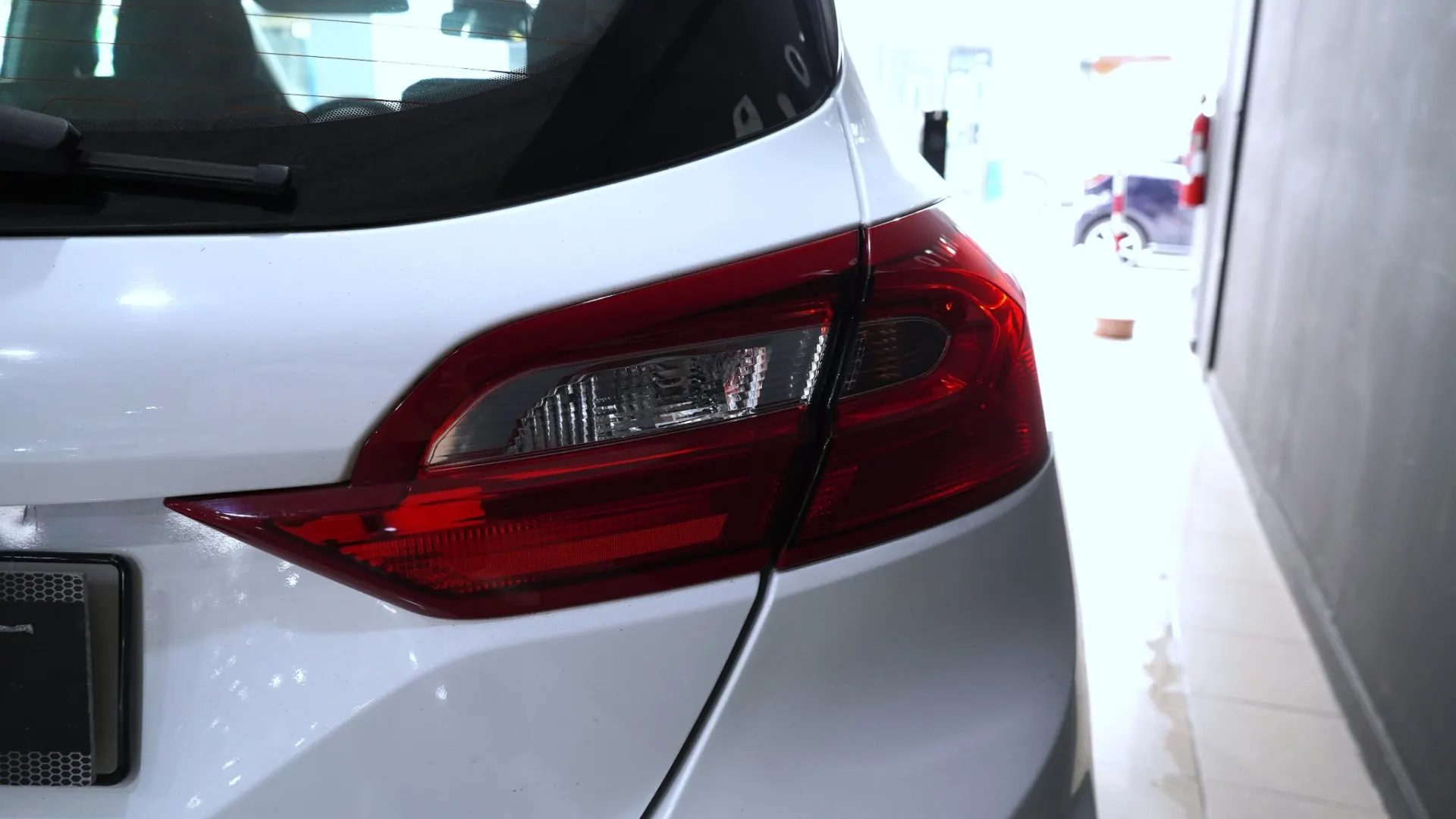 Ford Fiesta 1.1 Ti-VCT Business 12