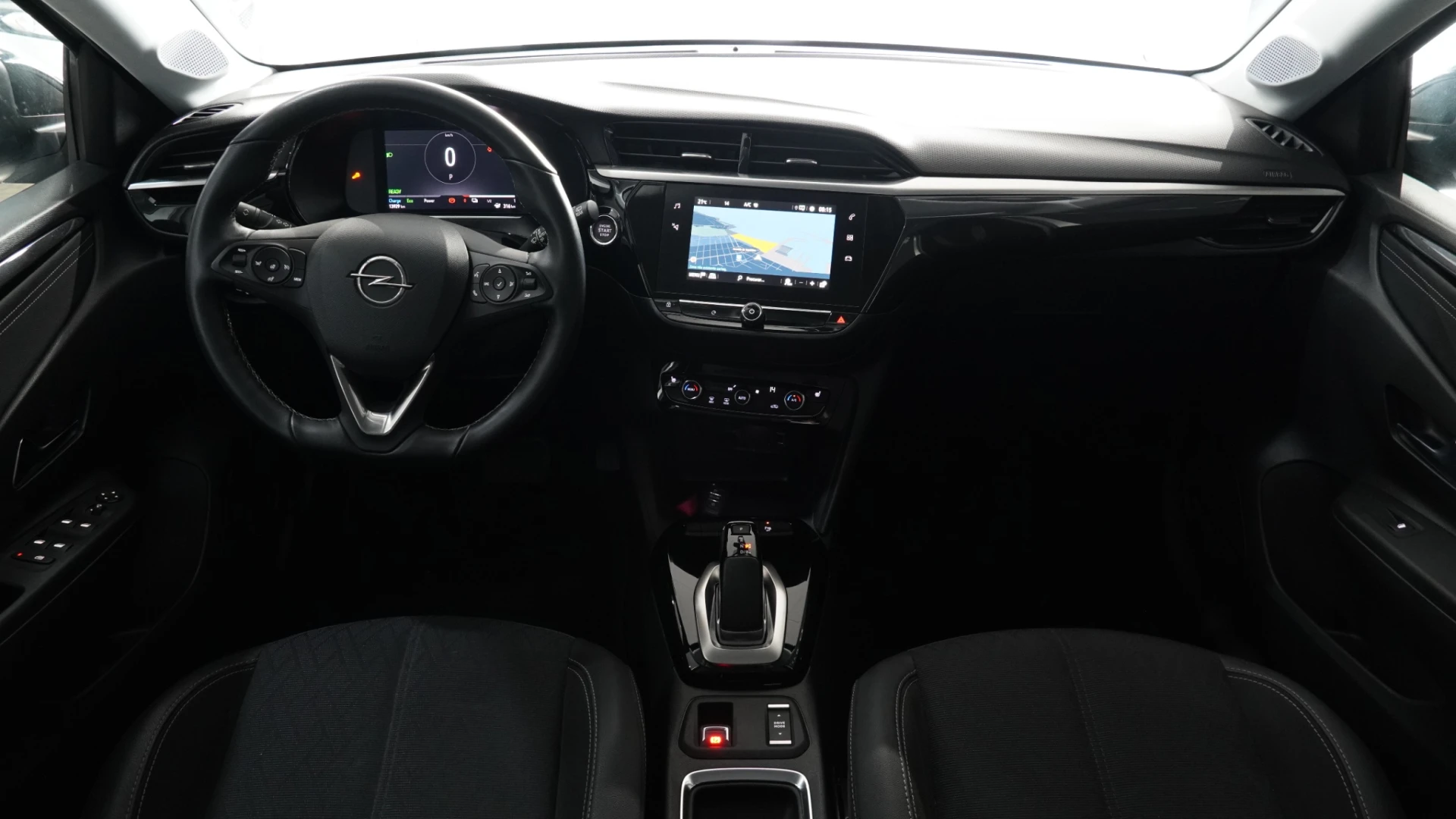 Opel Corsa-e 136CV Elegance 100% Elétrico 31