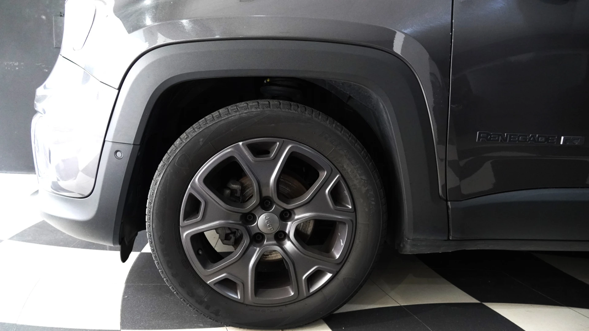 Jeep Renegade 1.0 T Limited 12