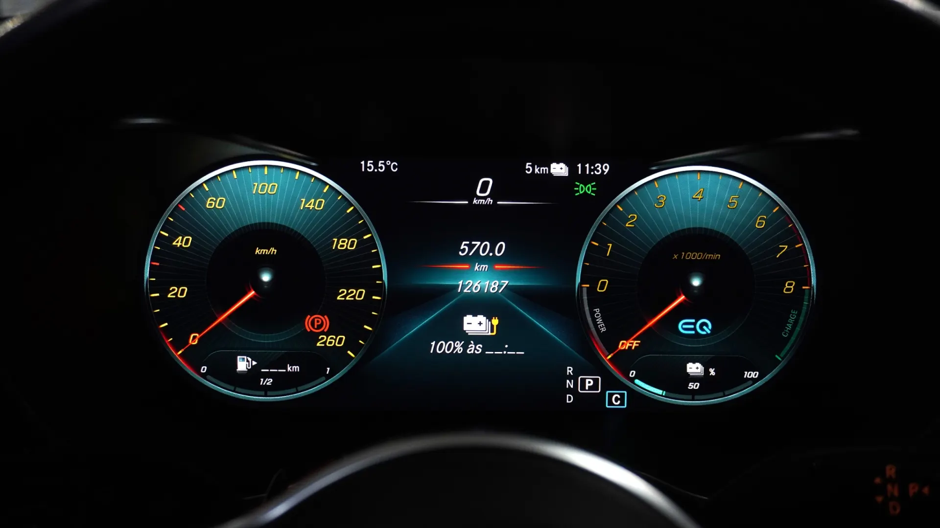 Mercedes-Benz C 300 e Avantgarde 14