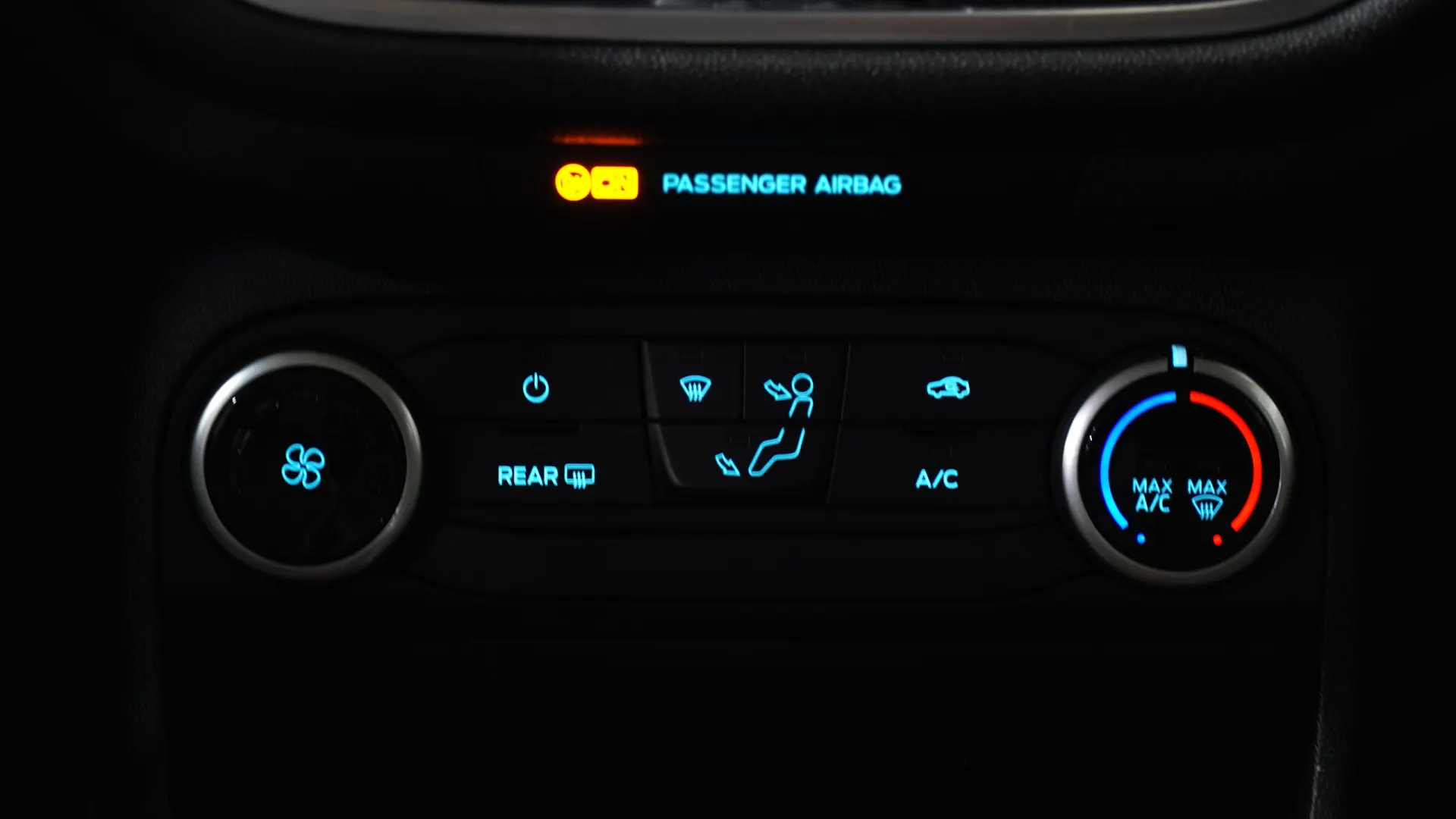 Ford Fiesta 1.1 Ti-VCT Business 23