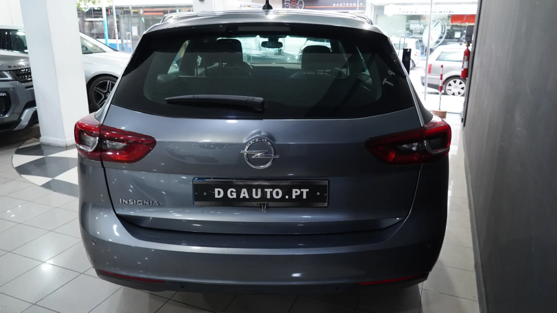 Opel Insignia Sports Tourer 12