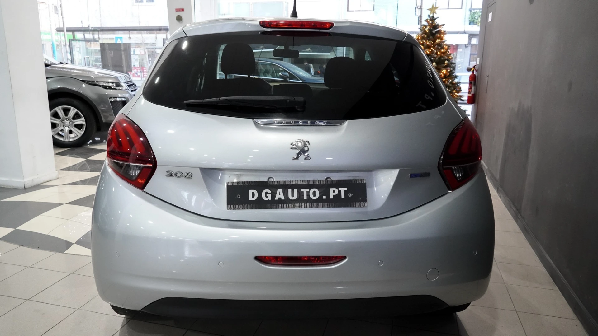 Peugeot 208 1.2 PureTech Active 27