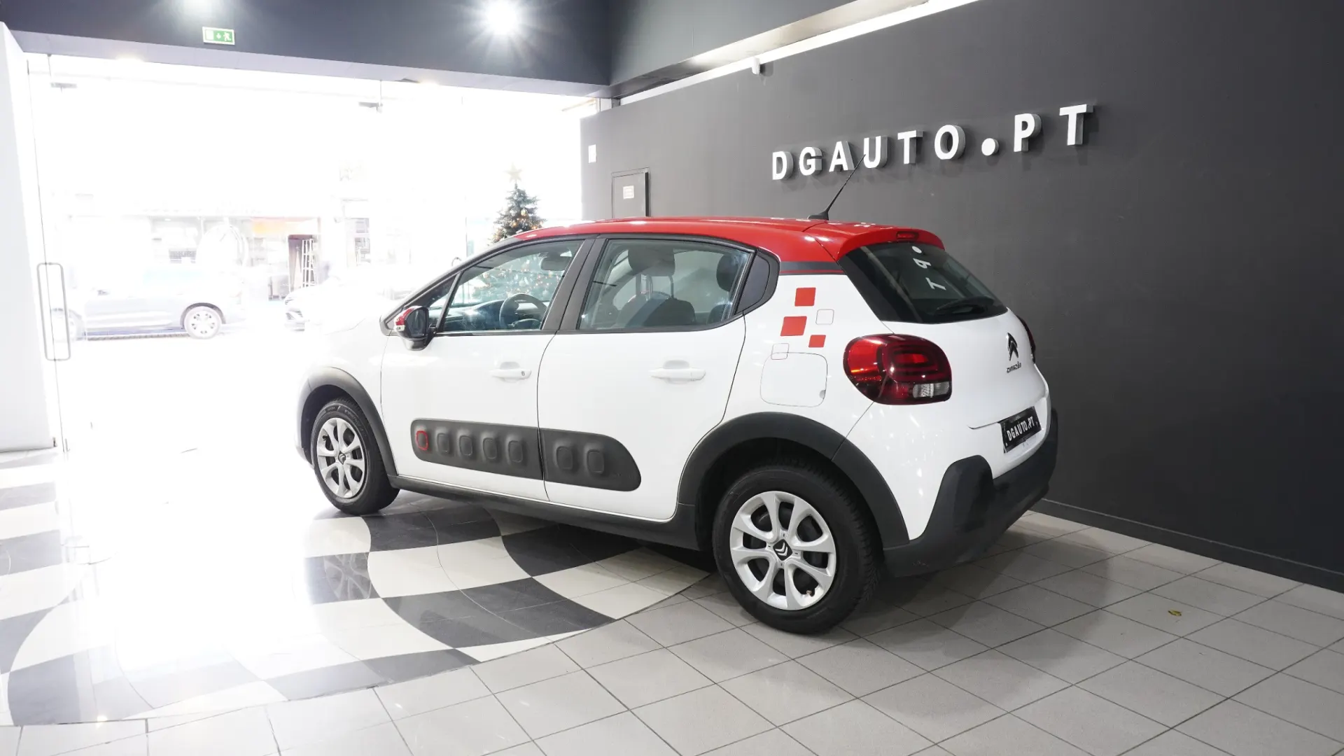 Citroën C3 SHINNE 1.2 9