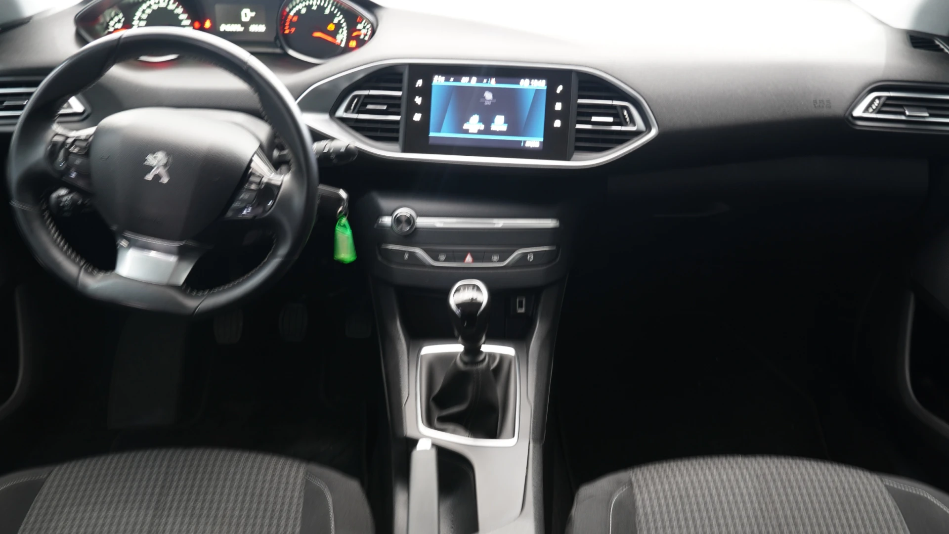 Peugeot 308 SW 1.2 ACTIVE BUSINESS 25