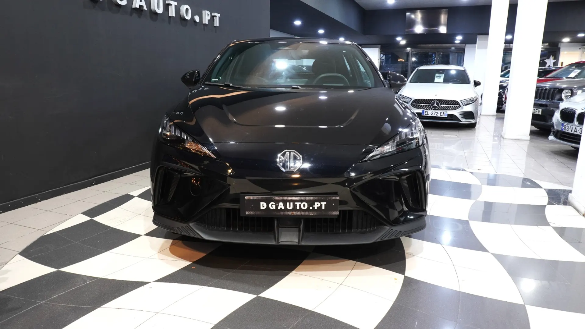 MG MG4 51 kWh Standard 3