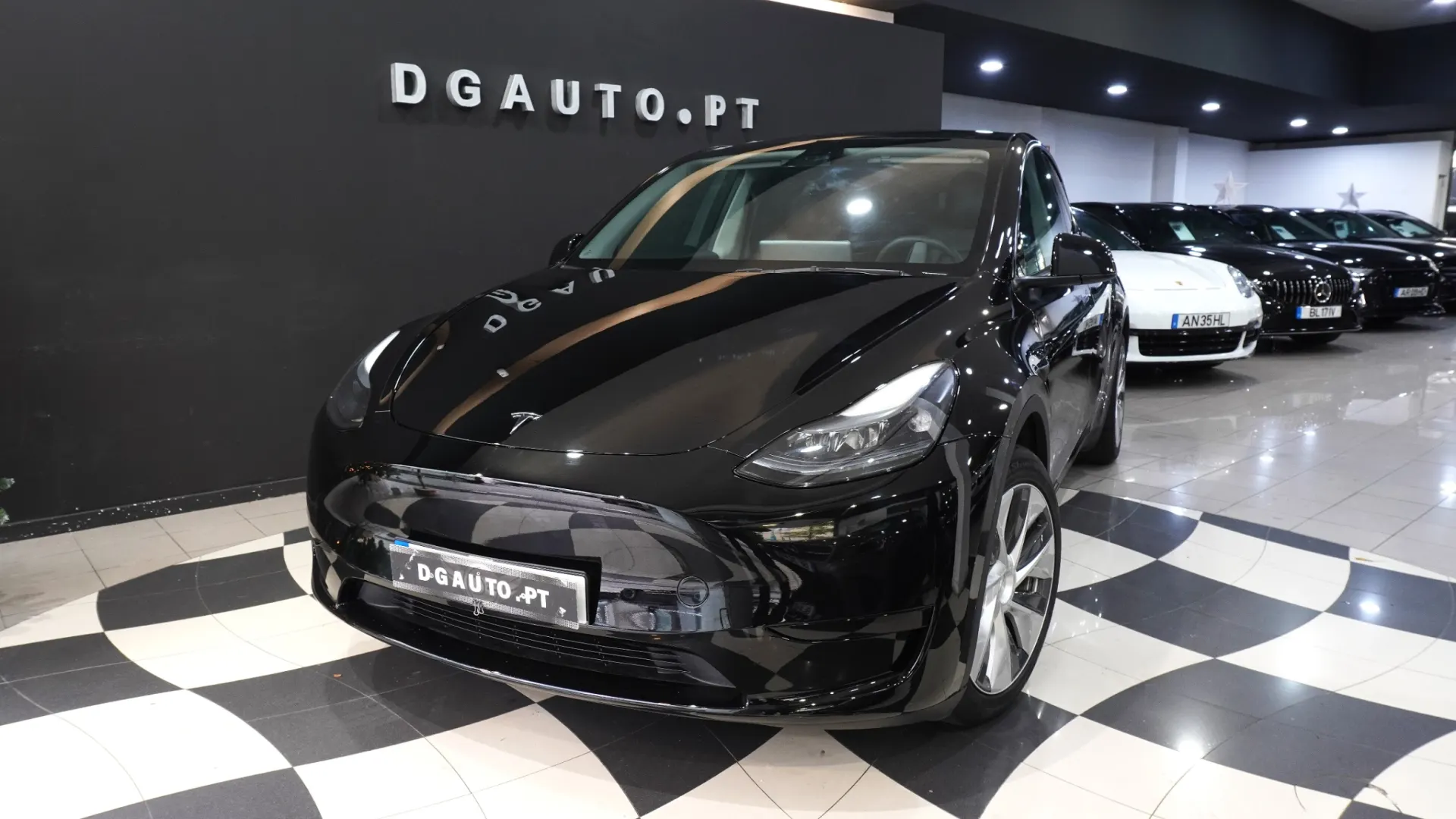 Tesla Model Y Tração Traseira 2