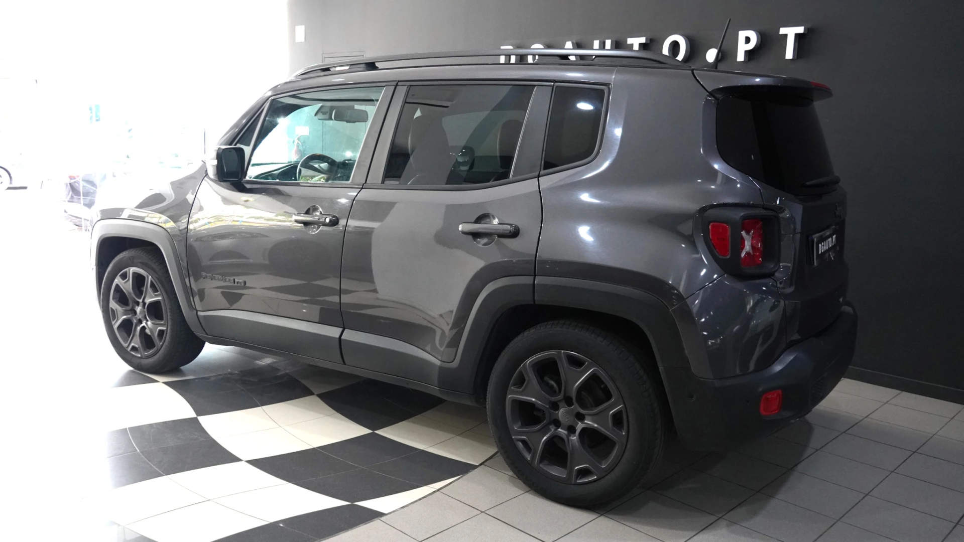Jeep Renegade 1.0 T Limited 36