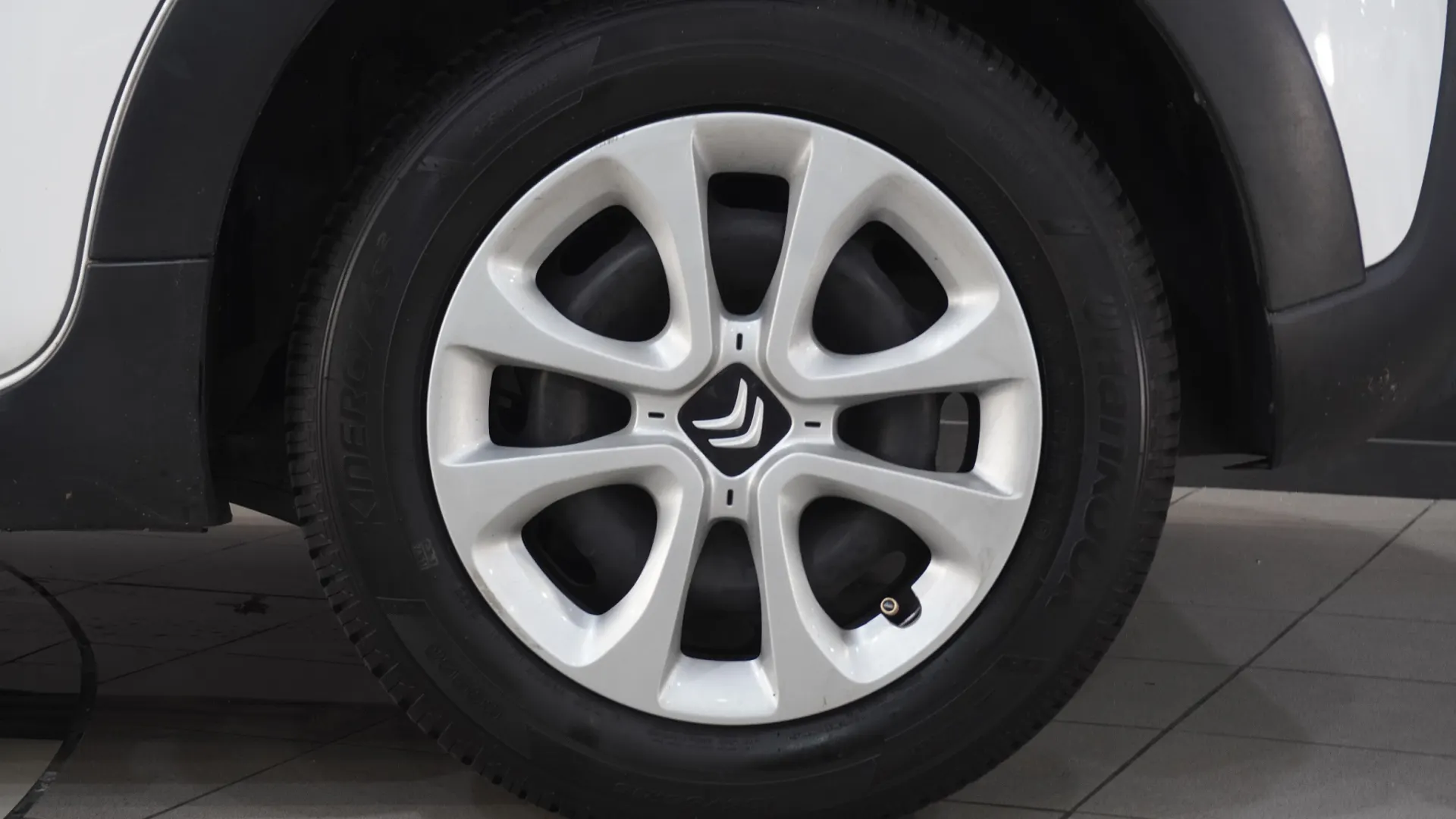 Citroën C3 SHINNE 1.2 8