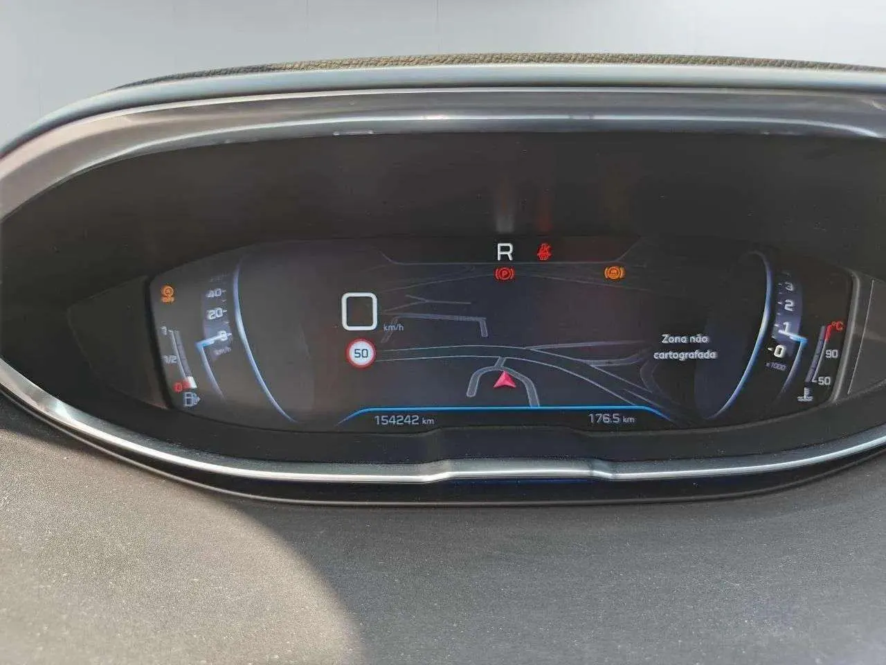 Peugeot 3008 1.5 BlueHDi Allure EAT8 13