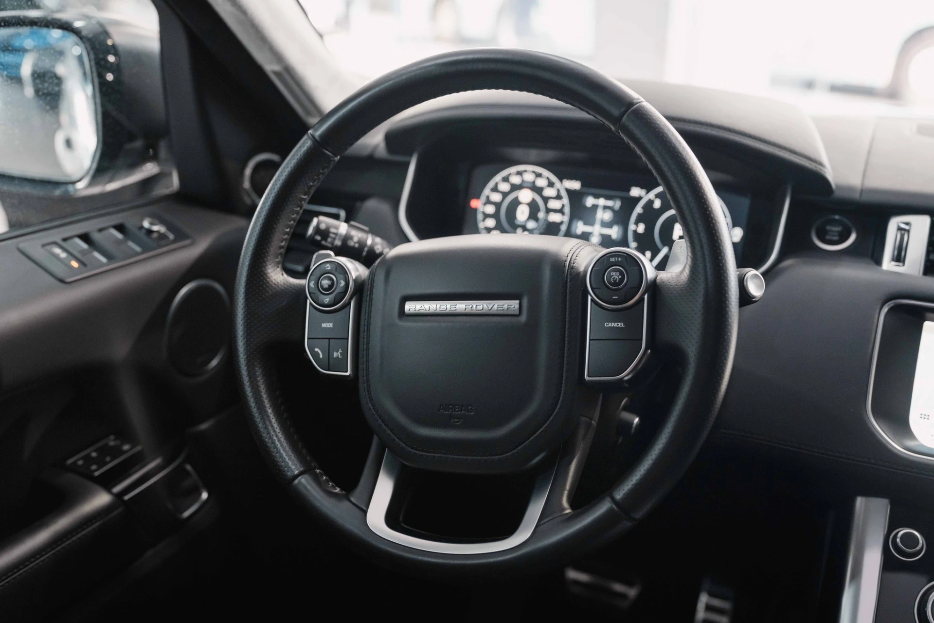 Land Rover Range Rover 4.4 SDV8 Autobiography 13