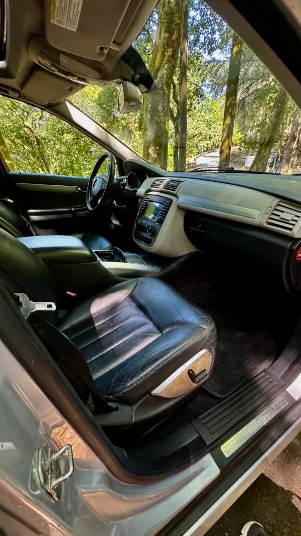 Mercedes-Benz R 320 CDi 4-Matic 14