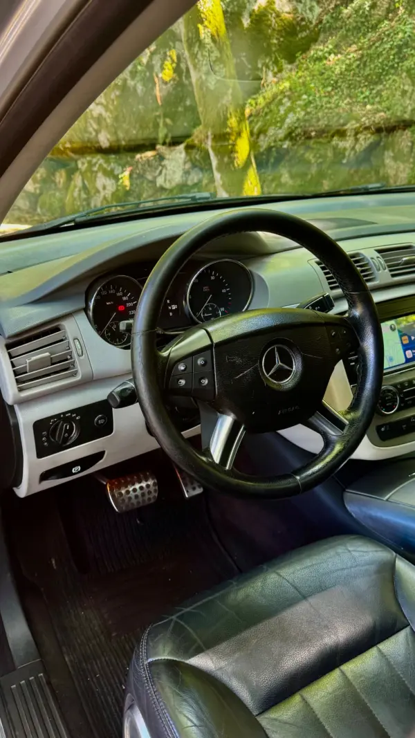 Mercedes-Benz R 320 CDi 4-Matic 12