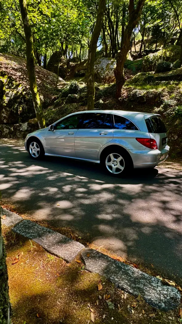 Mercedes-Benz R 320 CDi 4-Matic 11