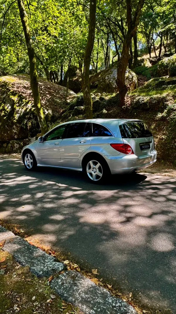 Mercedes-Benz R 320 CDi 4-Matic 9