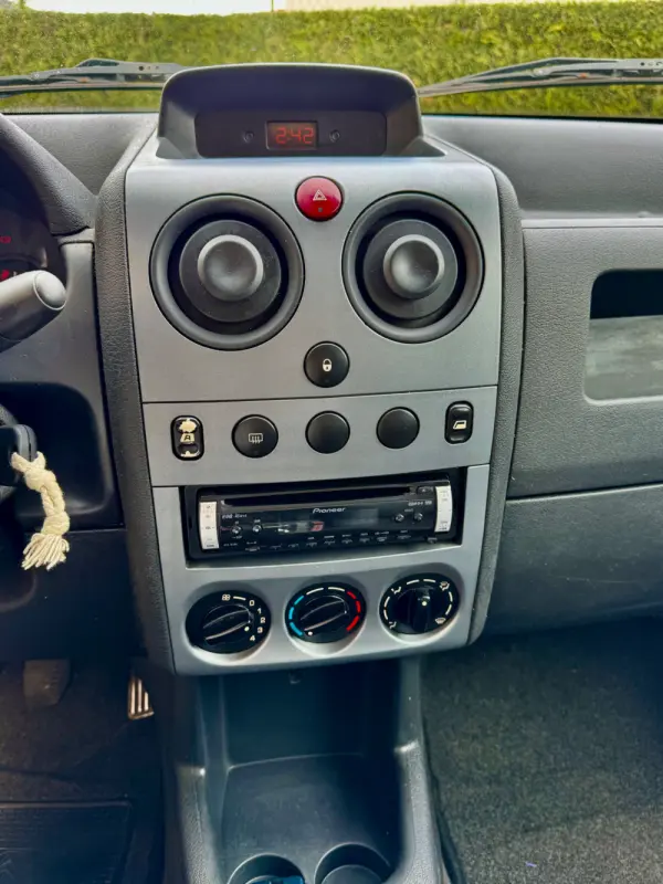 Citroen Berlingo 1.9 Exclusive 6