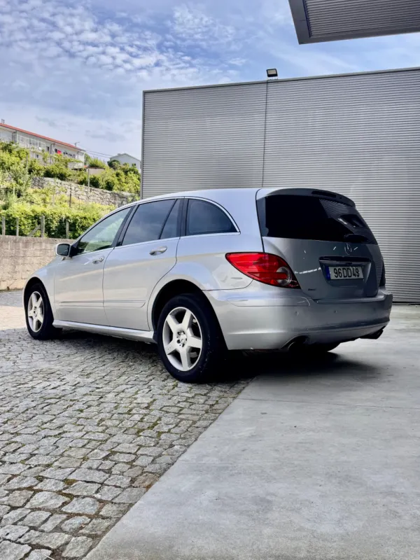 Mercedes-Benz R 320 CDi 4-Matic 2