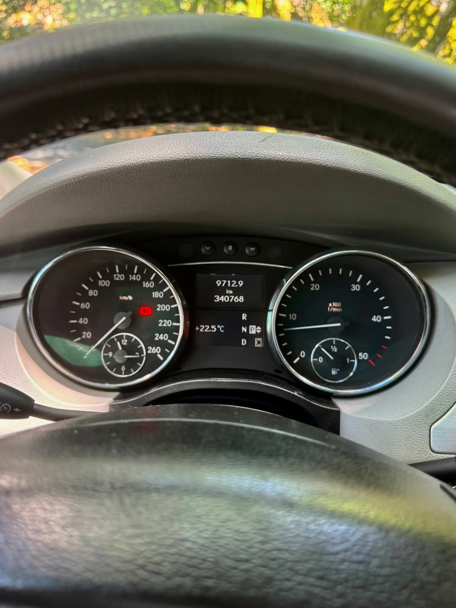Mercedes-Benz R 320 CDi 4-Matic 17