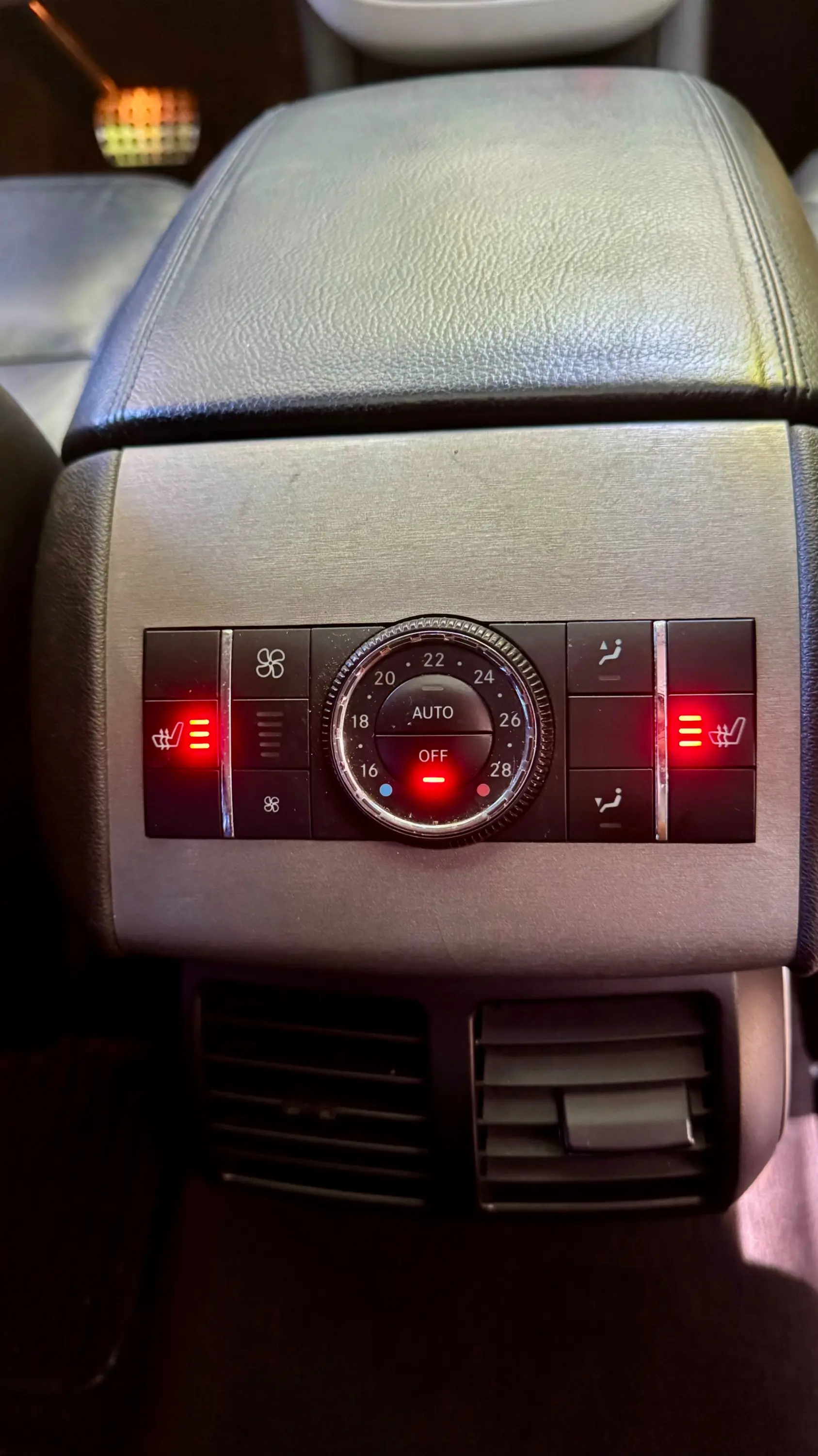 Mercedes-Benz R 320 CDi 4-Matic 15
