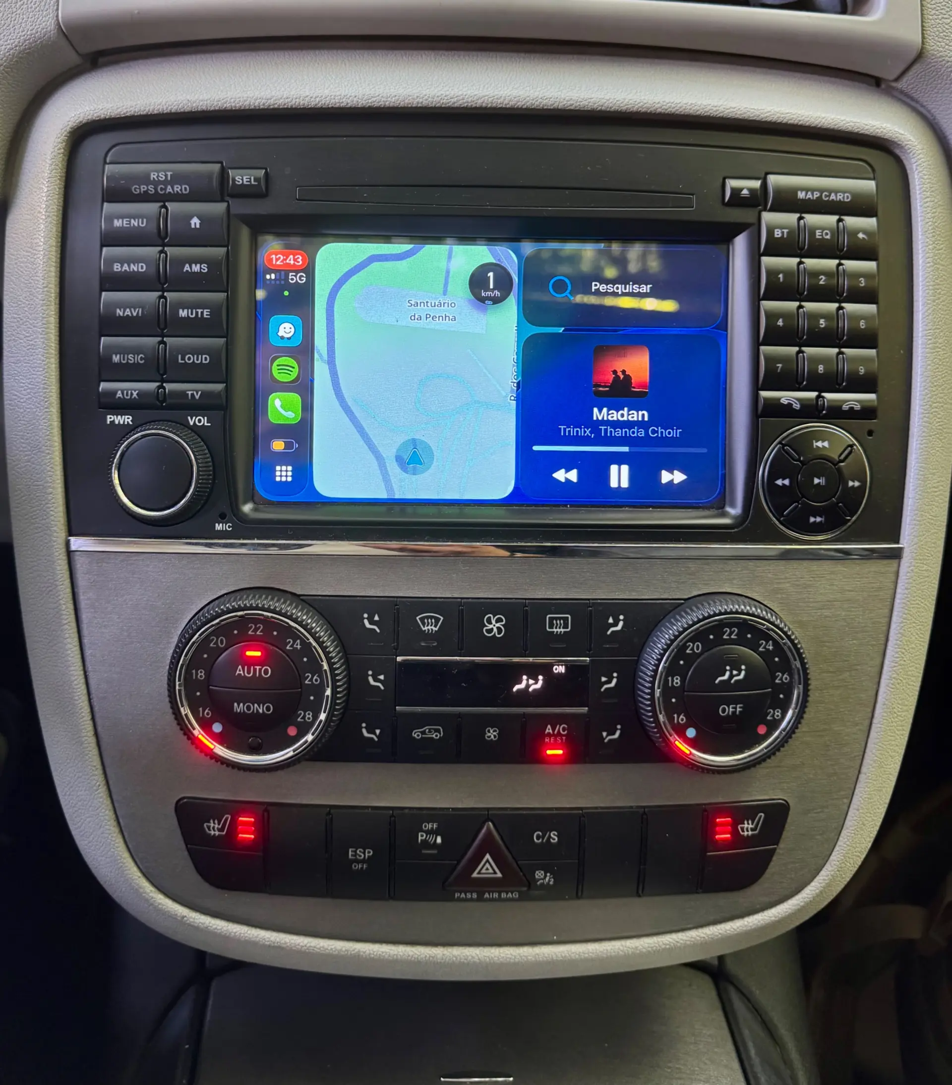 Mercedes-Benz R 320 CDi 4-Matic 16