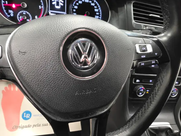 Volkswagen Golf 1.6 TDI CONFORTLINE 91