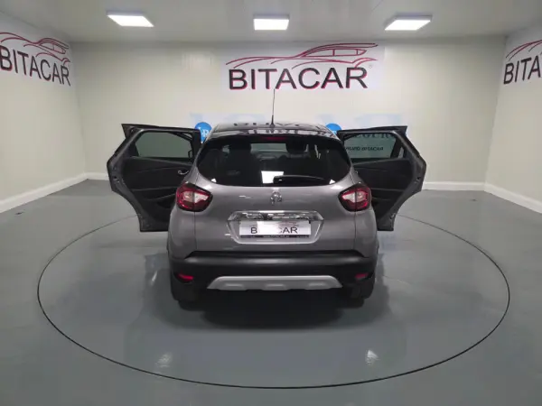 Renault Captur 1.5 DCI EXCLUSIVE 57