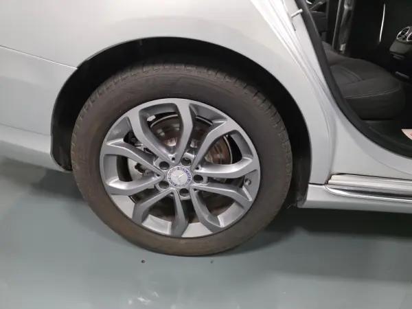 Mercedes-Benz C 200 D BLUETEC STATION 64